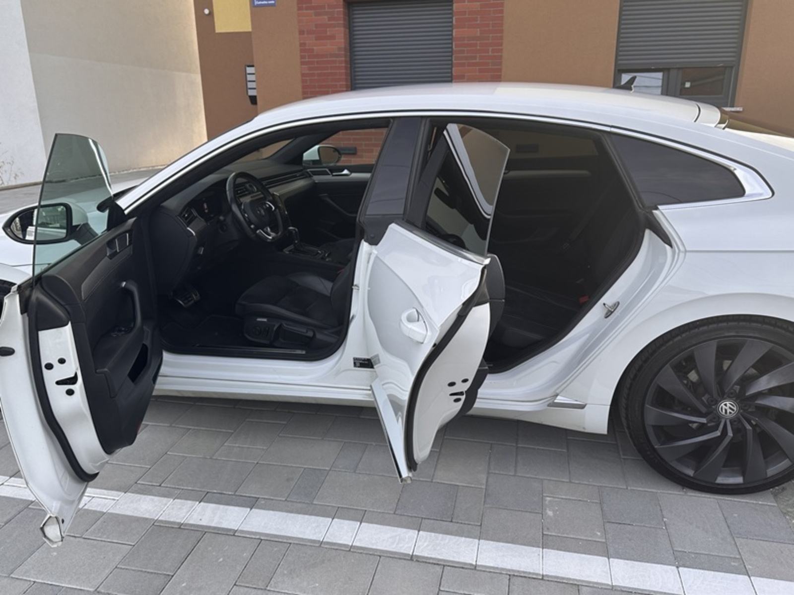 VW Arteon 2,0 TDI automatik, fotografija 10
