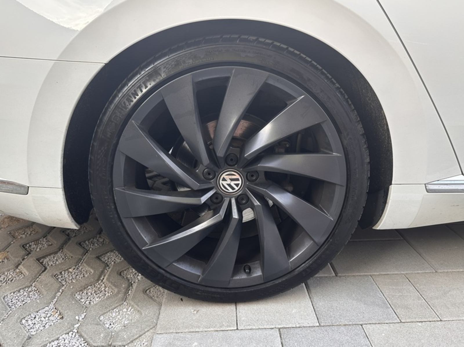 VW Arteon 2,0 TDI automatik, fotografija 11