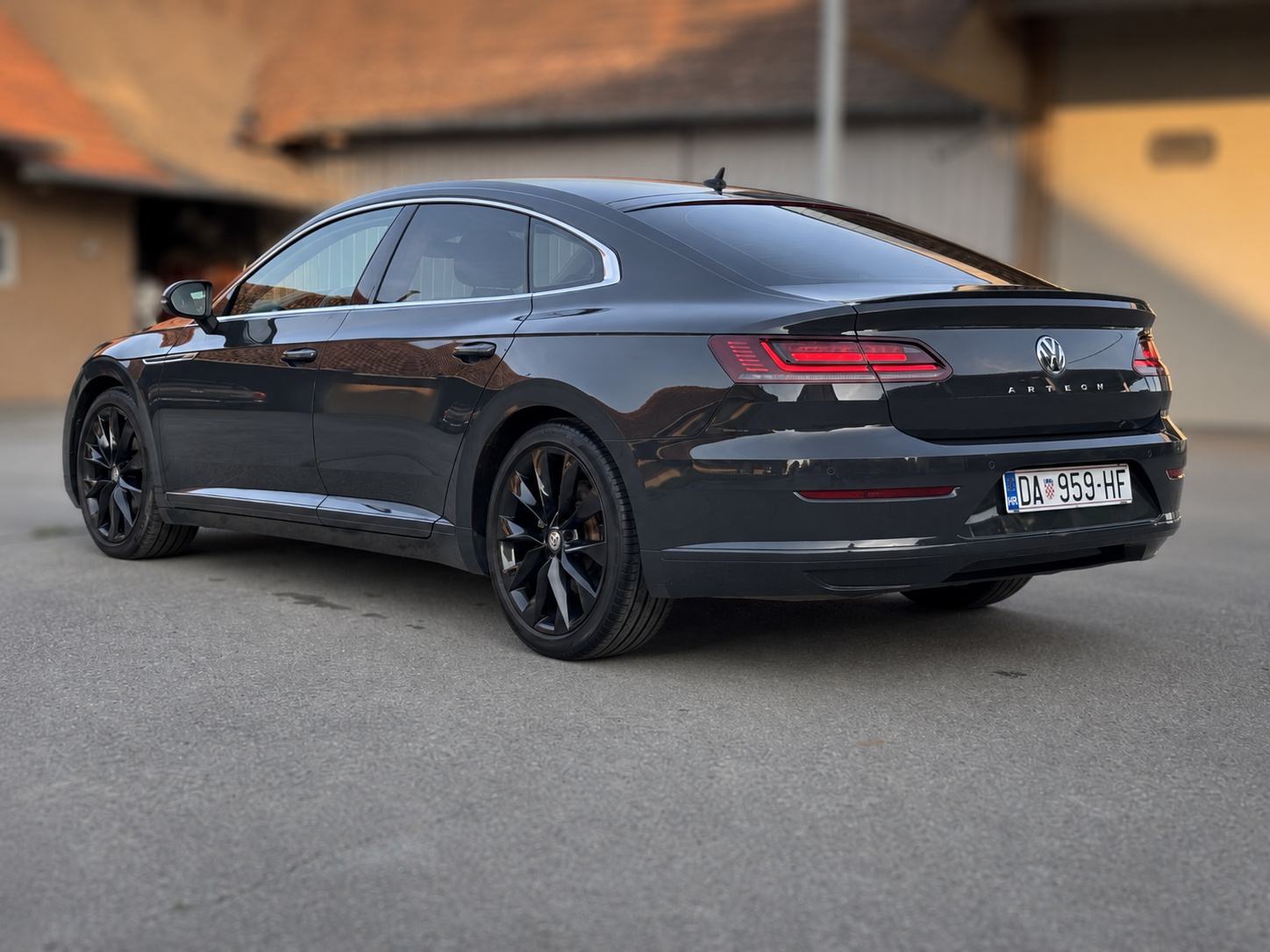 VW Arteon 2.0 TDI DSG • 77tkm • reg 11/2026 • ACC • grijanje sjedala, fotografija 3
