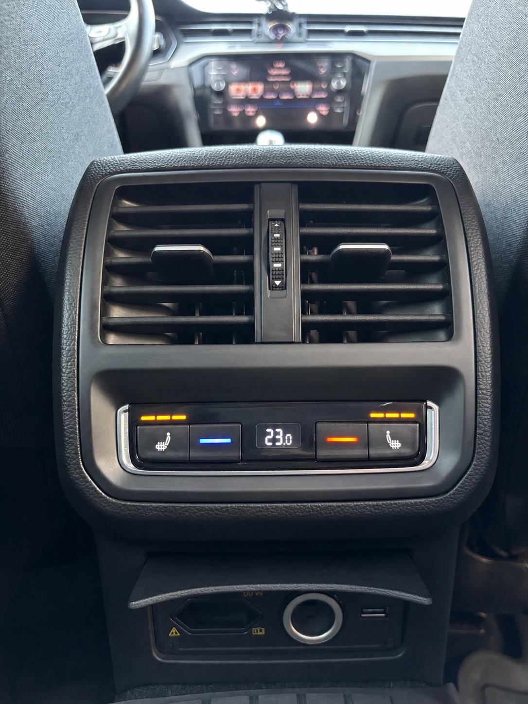 VW Arteon 2.0 TDI DSG • 77tkm • reg 11/2026 • ACC • grijanje sjedala, fotografija 8