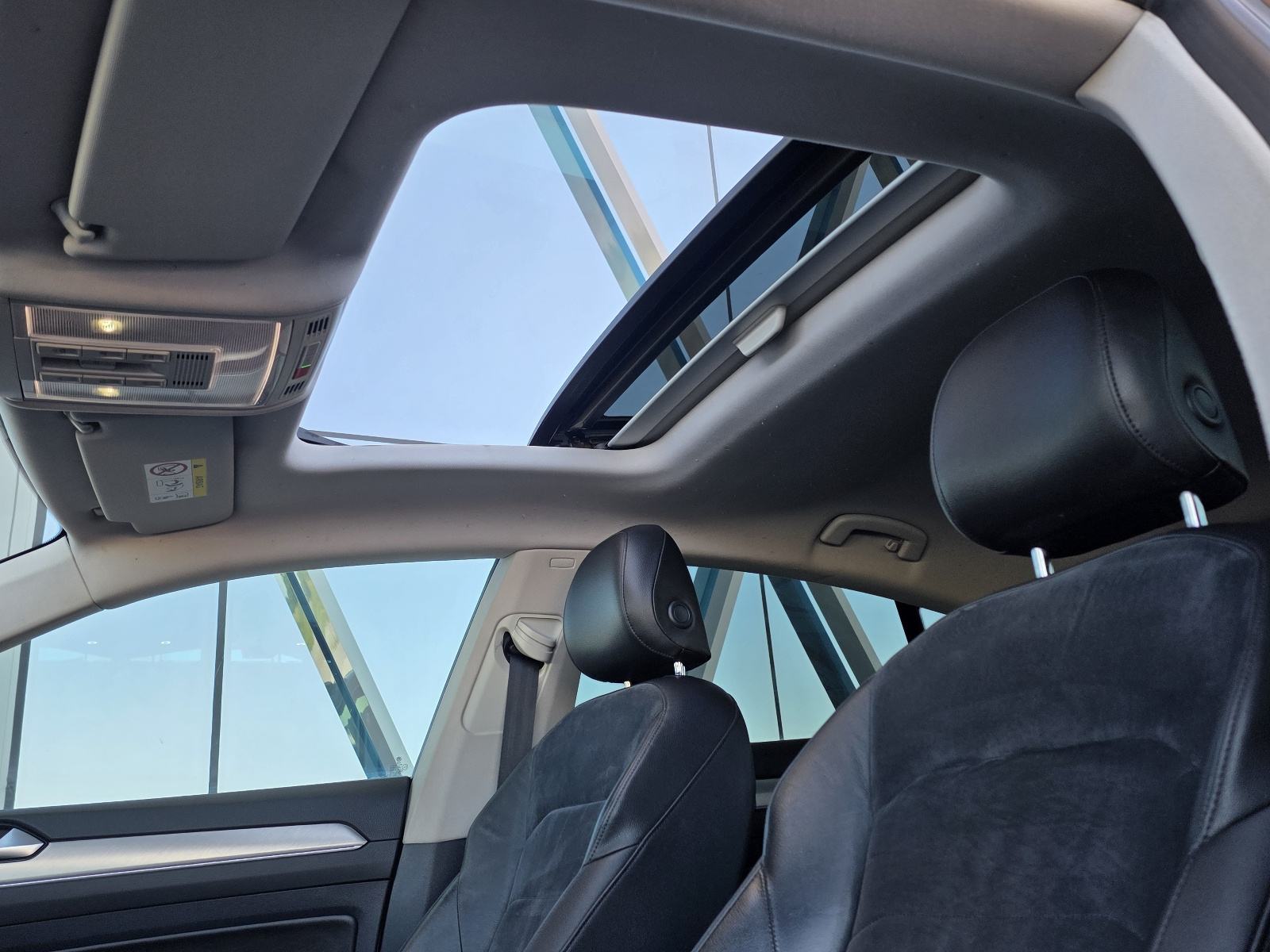 VW Arteon 2,0 TDI DSG,ALU,NAVI,PANORAMA,VIRTUAL, fotografija 19