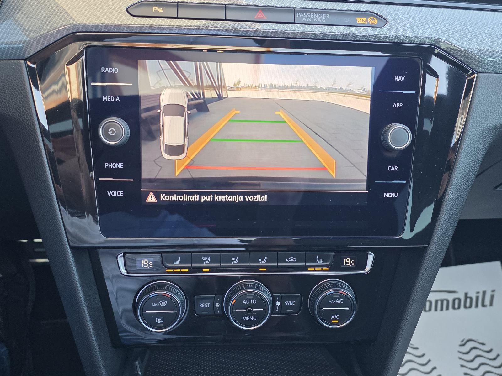 VW Arteon 2,0 TDI DSG,R LINE ALU,VIRTUAL,NAVI,PANORAMA,KAMERA, fotografija 13