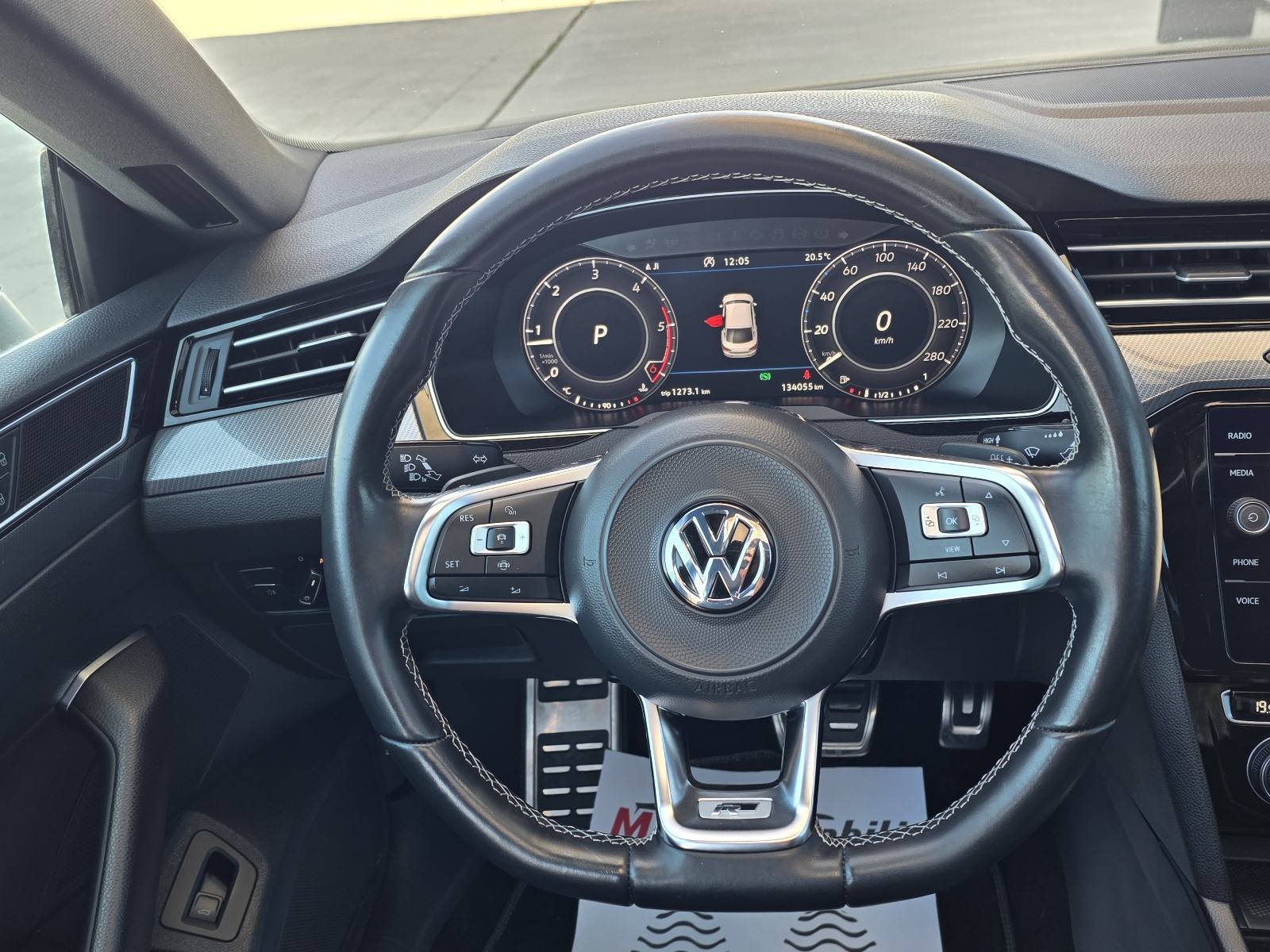 VW Arteon 2,0 TDI DSG,R LINE ALU,VIRTUAL,NAVI,PANORAMA,KAMERA, fotografija 17