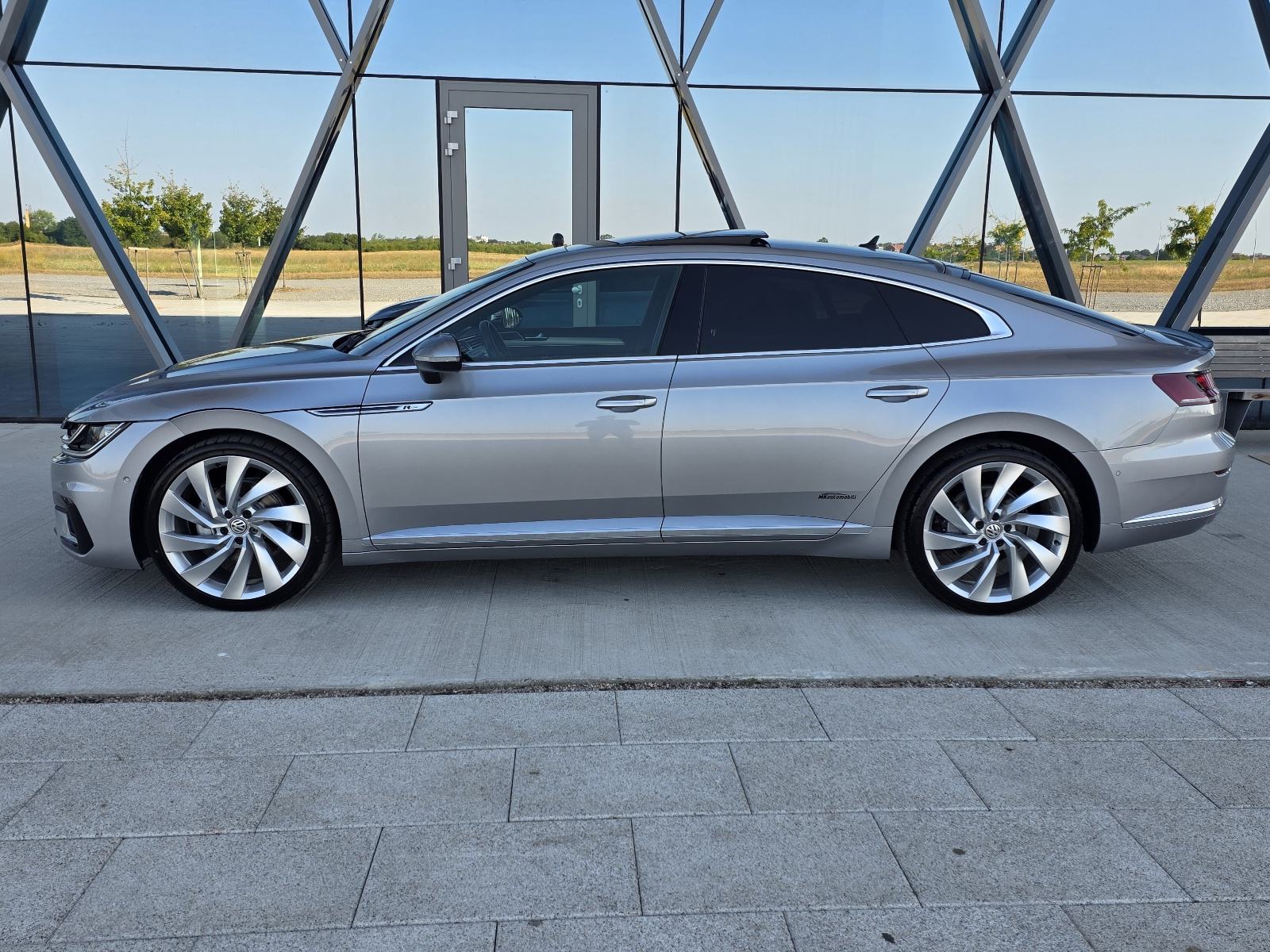 VW Arteon 2,0 TDI, R-LINE - DSG, KAMERA, HEAD-UP, PANORAMA - LEASING, fotografija 8