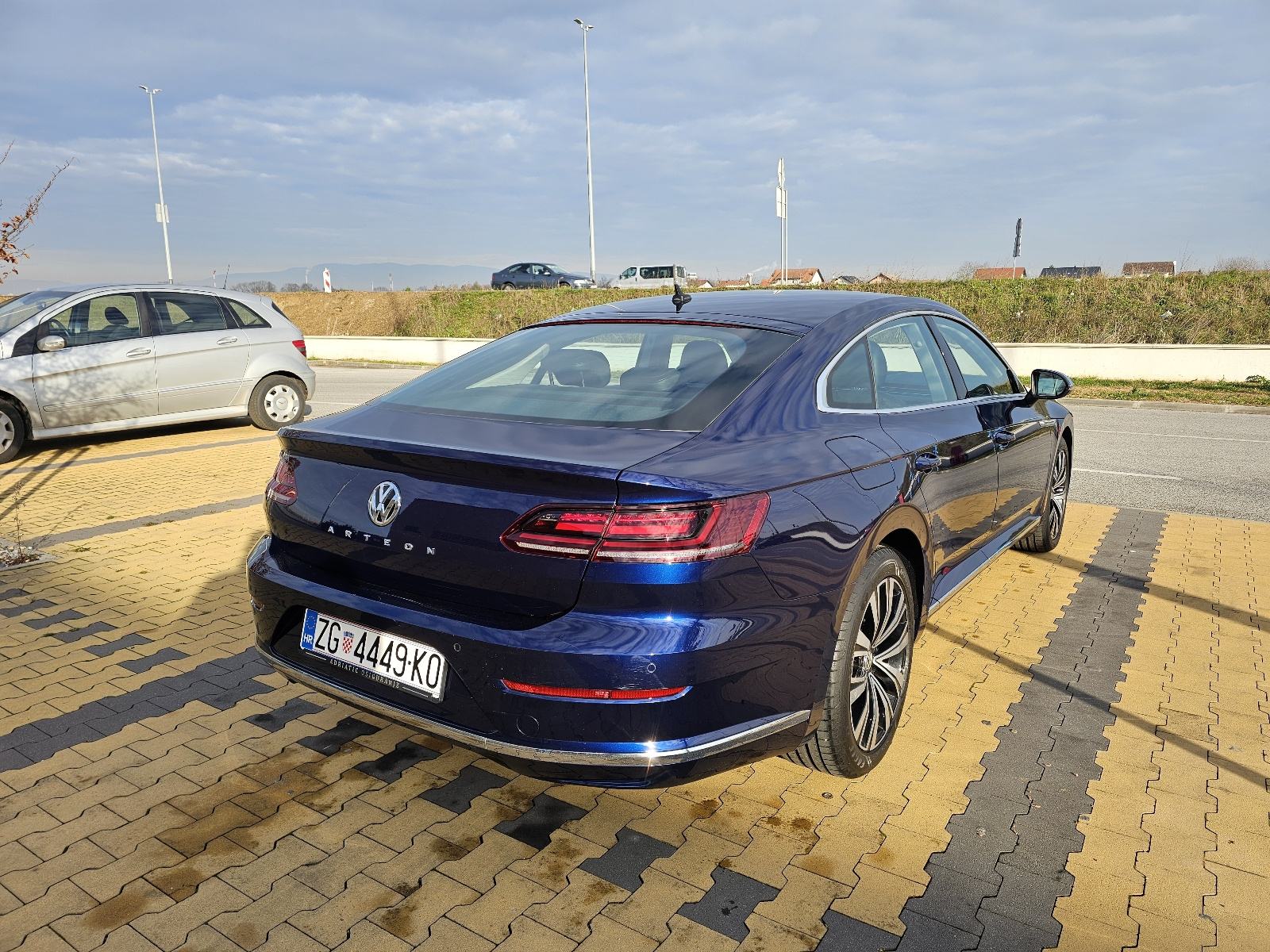 VW Arteon 2,0 TDI DSG ELEGANCE registriran 6/27, fotografija 3