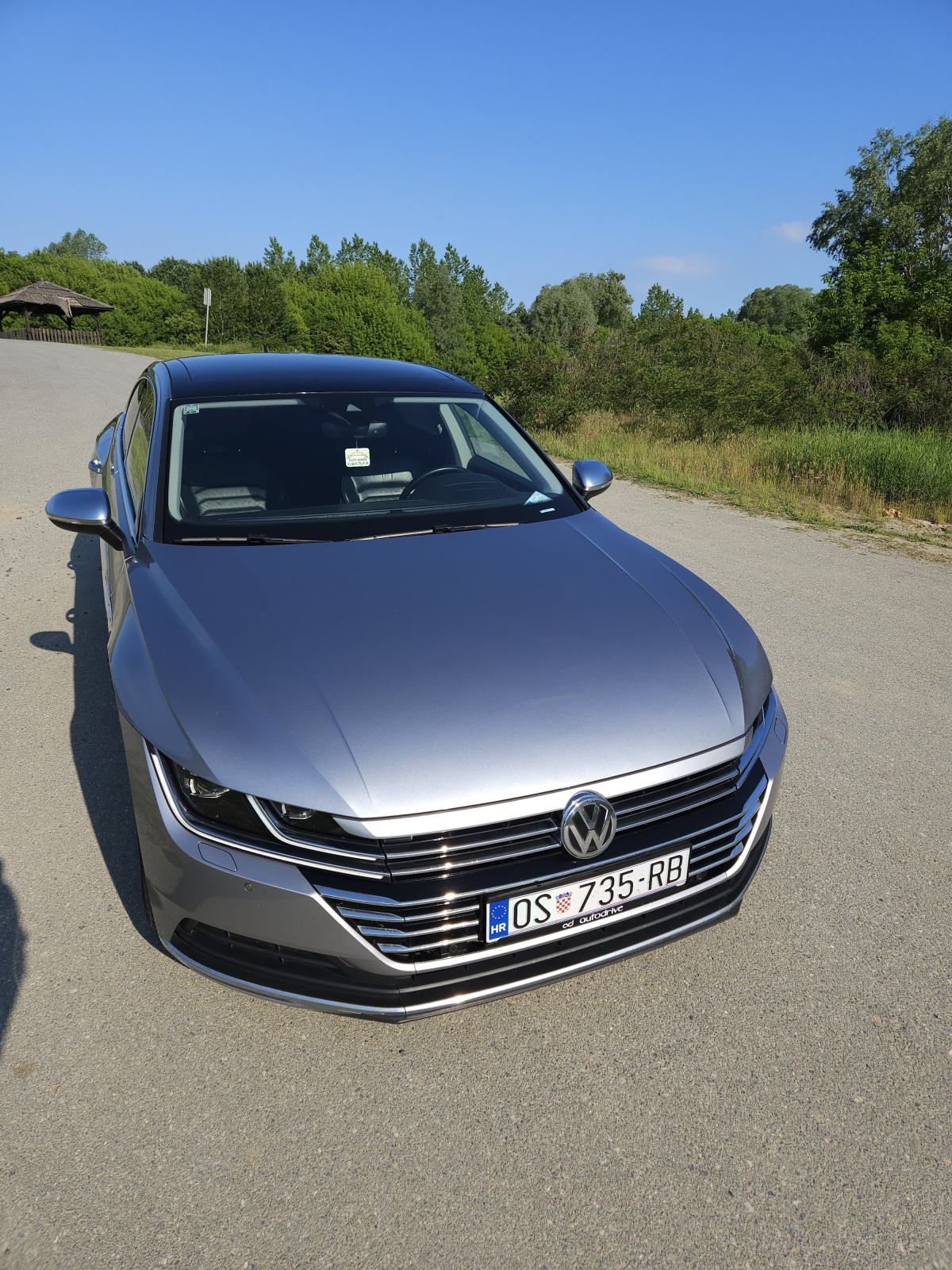 VW Arteon 2,0 TDI DSG hitno, fotografija 9