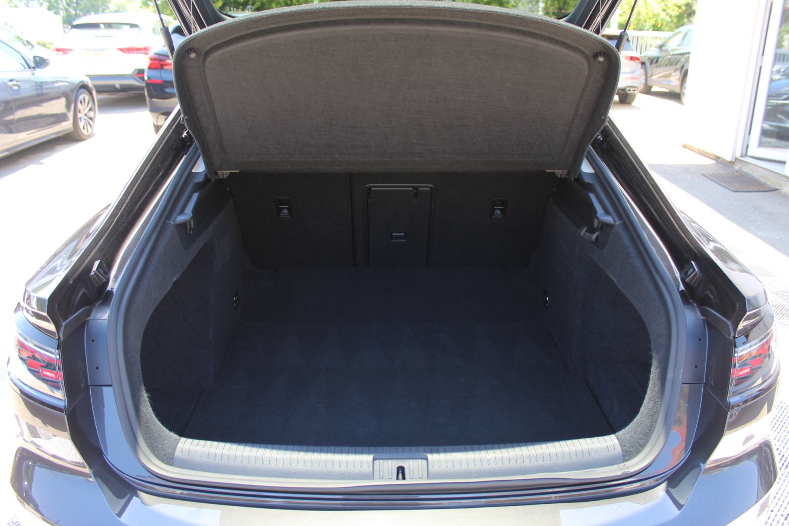 VW Arteon 2,0 TDI ELEGANCE, LED, VIRTUAL, KOŽA, GARANCIJA, NIJE UVOZ !, fotografija 16
