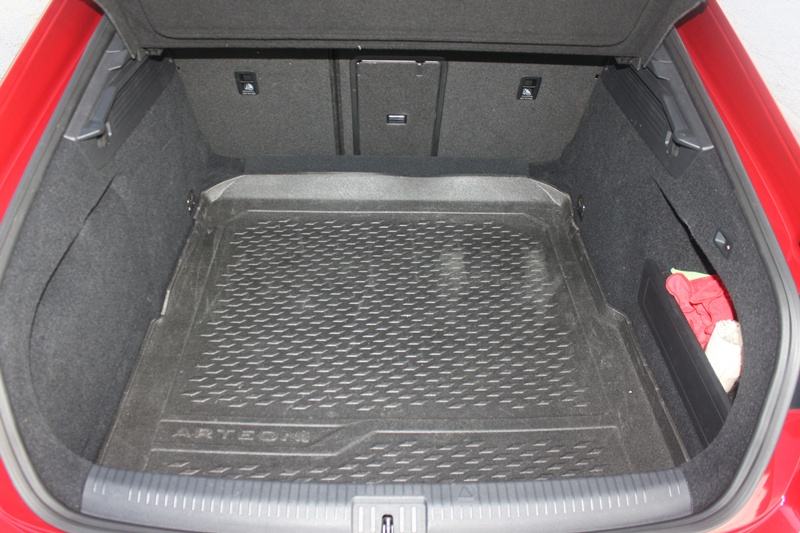 VW Arteon 2,0 TDI R-LINE / 200KS / 4X4 / DSG / REG 6/2027 GARAŽIRAN, fotografija 20