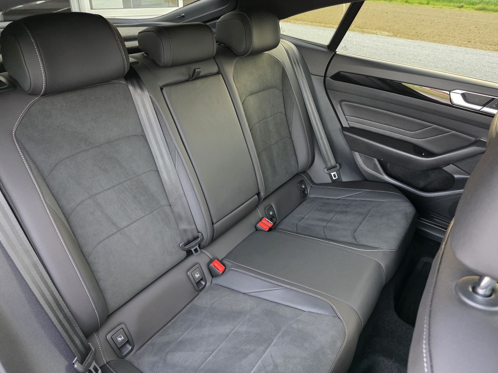VW Arteon 2,0 TDI R-LINE 4MOTION DSG, 139.000 km, IQ LIGHT, NAVI, fotografija 14
