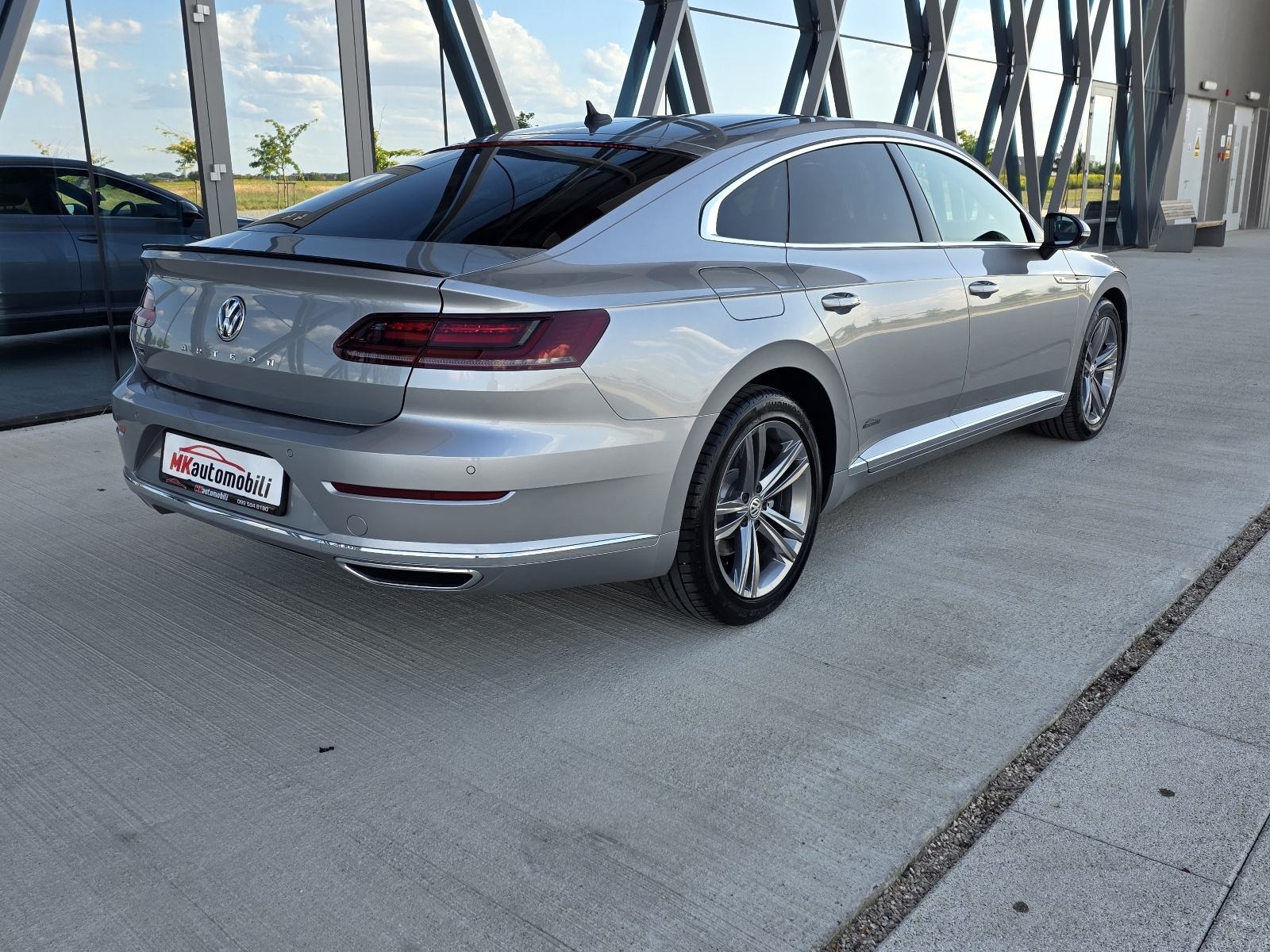 VW Arteon 2,0 TDI,R LINE,DSG,FUL LED, fotografija 6