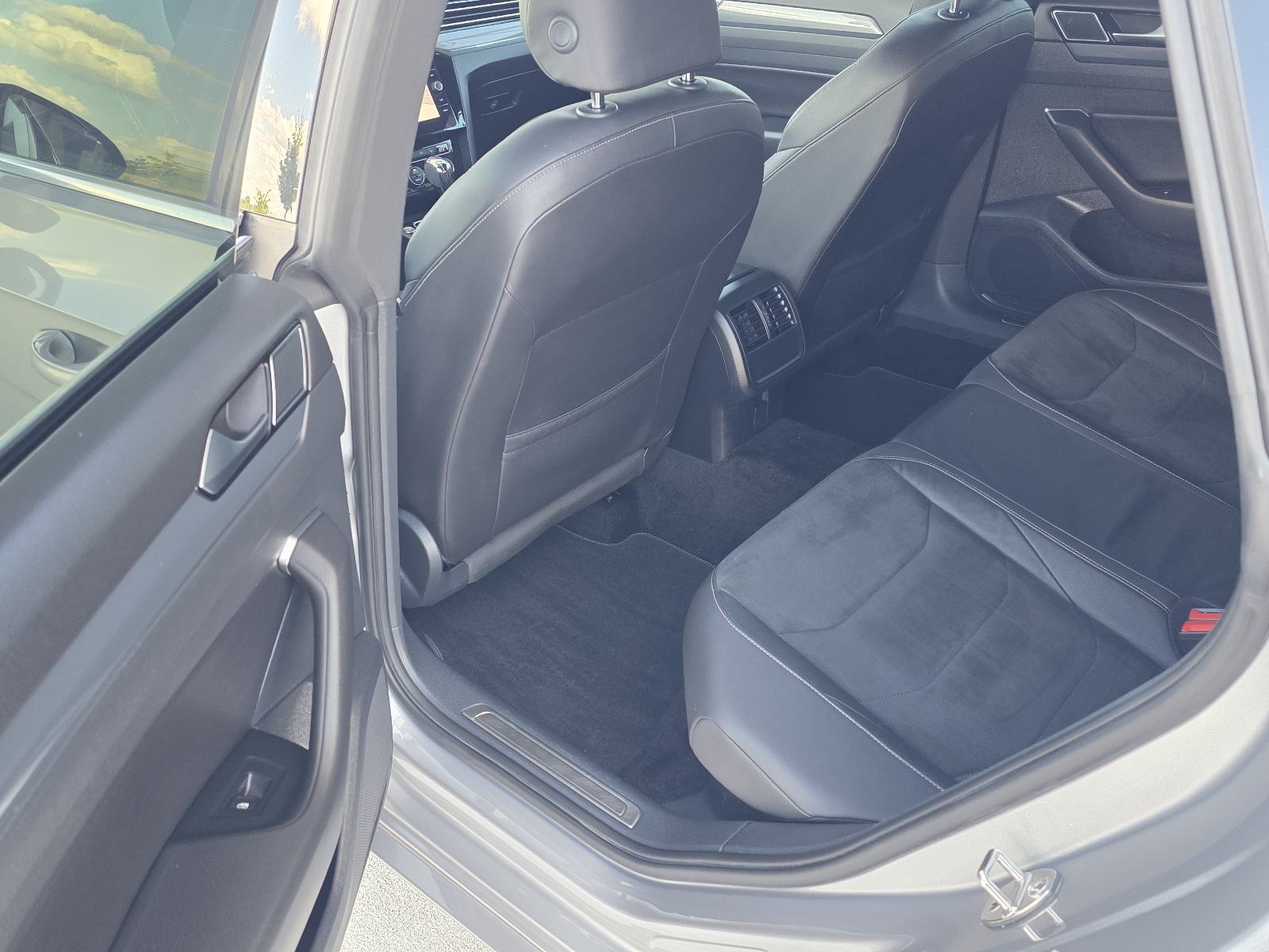 VW Arteon 2,0 TDI,R LINE,DSG,FUL LED, fotografija 17