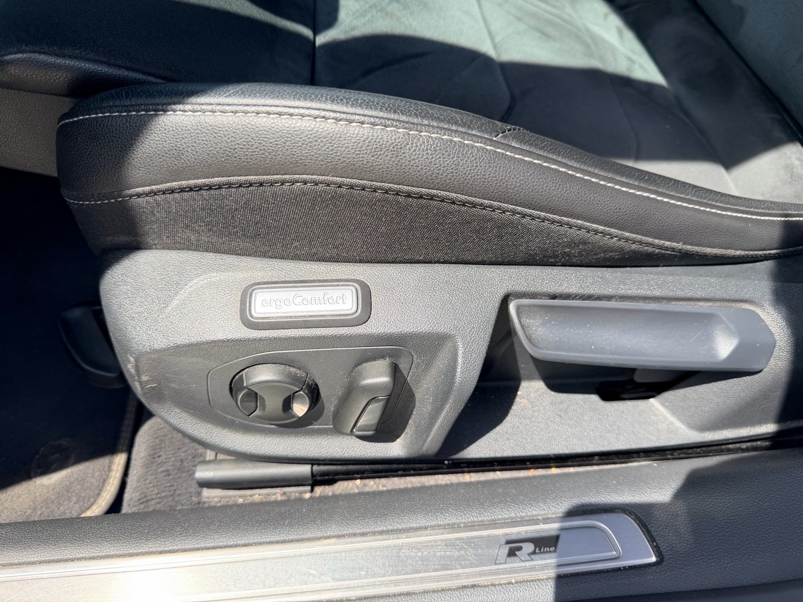 VW Arteon 2,0 TDI R-LINE*ODLIČNO STANJE*SERVISNA*, fotografija 15