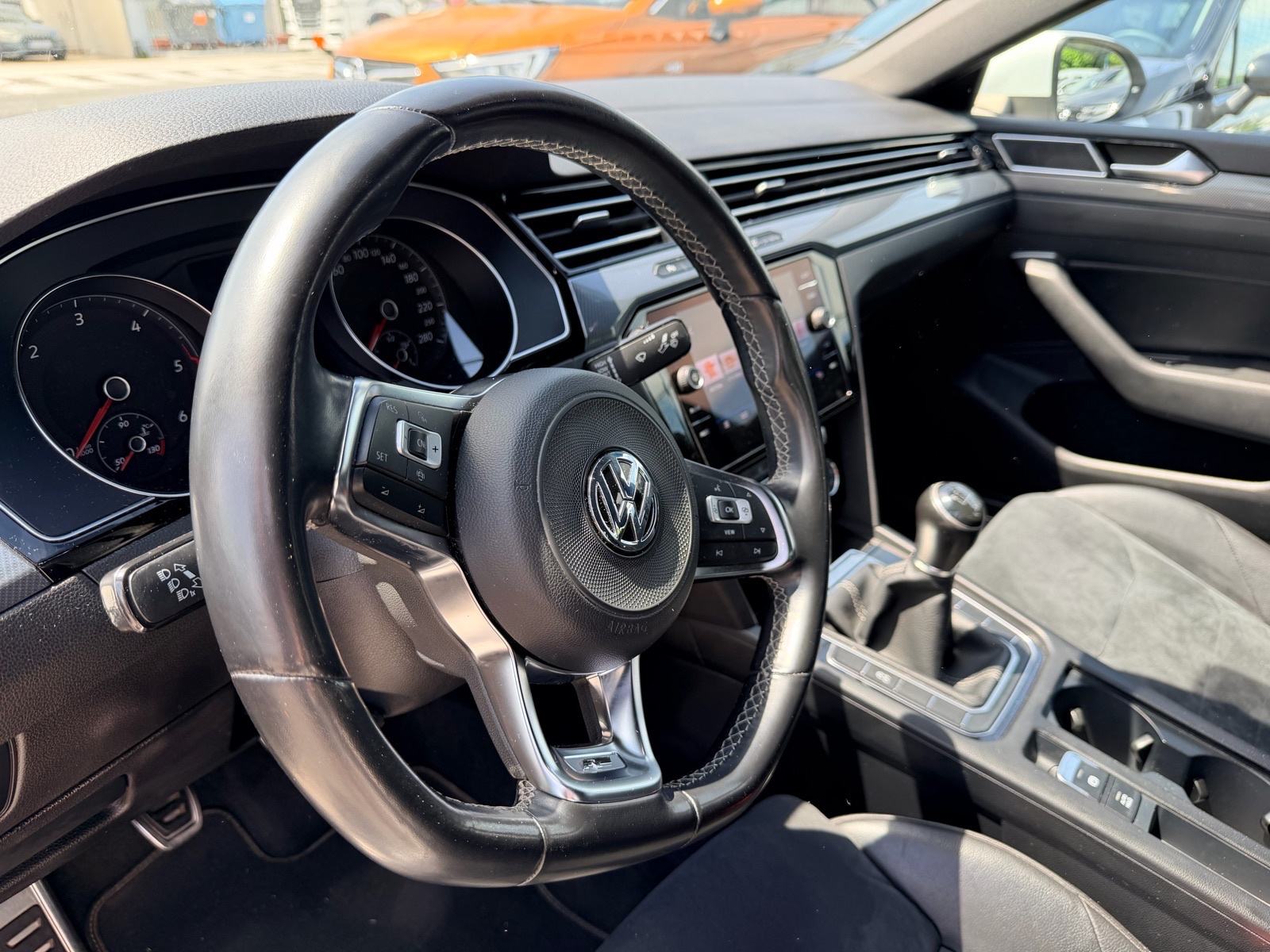 VW Arteon 2,0 TDI R-LINE*ODLIČNO STANJE*SERVISNA*, fotografija 10