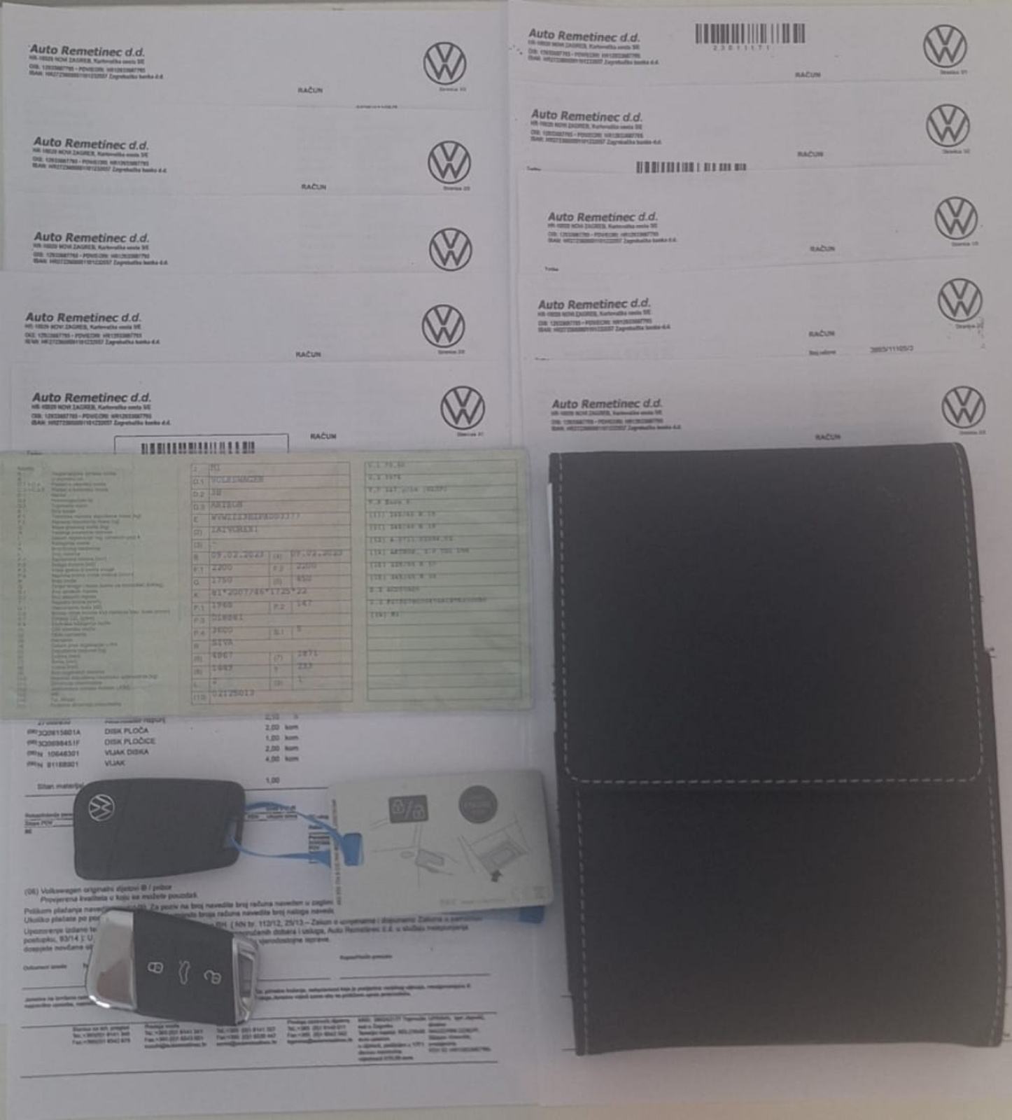 VW Arteon SB 2.0 TDI DSG 200 KS R-line PANO/IQ HR VOZILO OVL. SERVISNA, fotografija 20