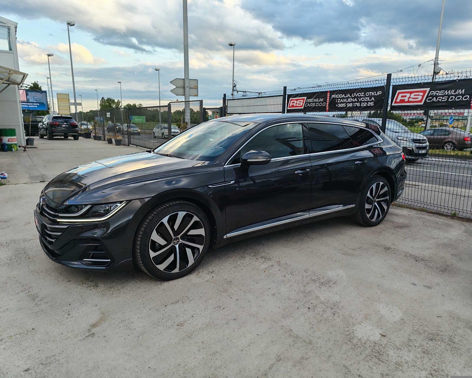VW ARTEON SB 200KS R-LINE DSG, 18 TKM, HR AUTO, ALU 19, VW JAMSTVO 5G, fotografija 19