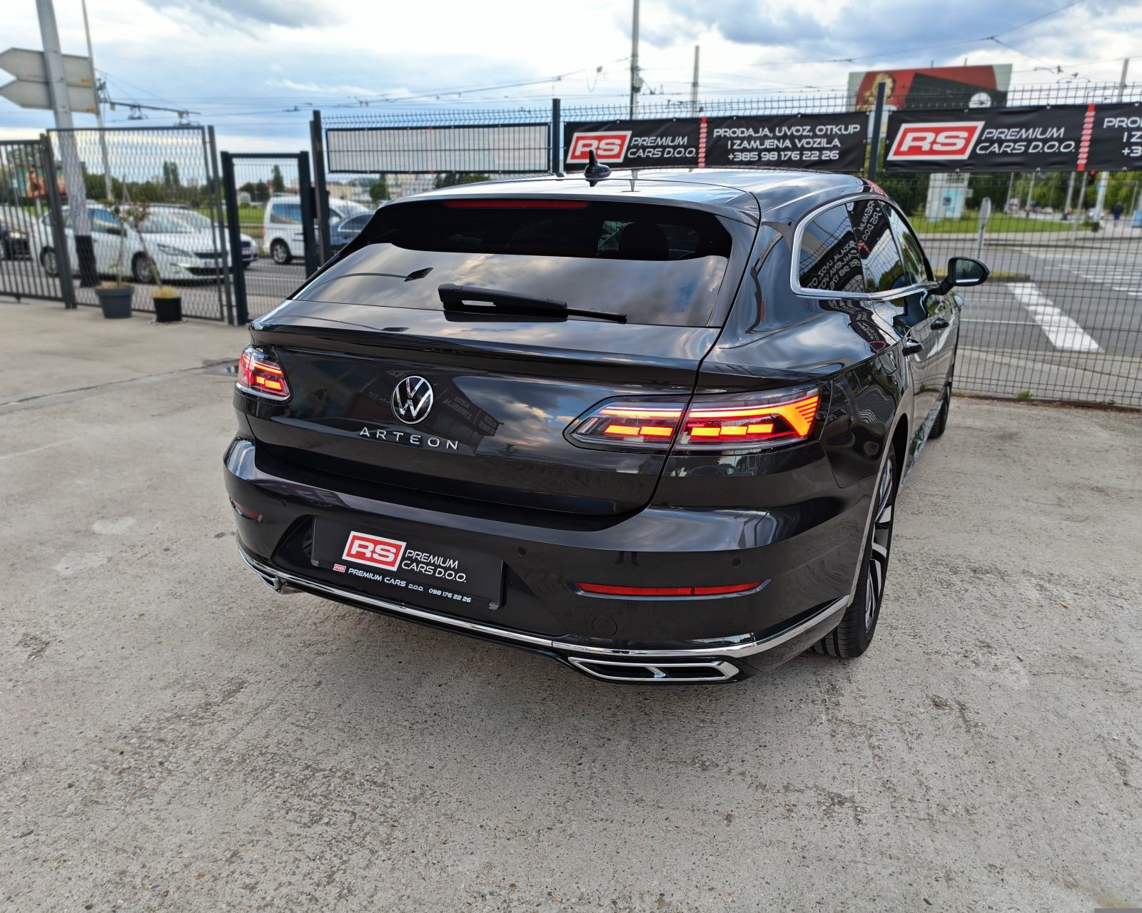 VW ARTEON SB 200KS R-LINE DSG, 18 TKM, HR AUTO, ALU 19, VW JAMSTVO 5G, fotografija 10