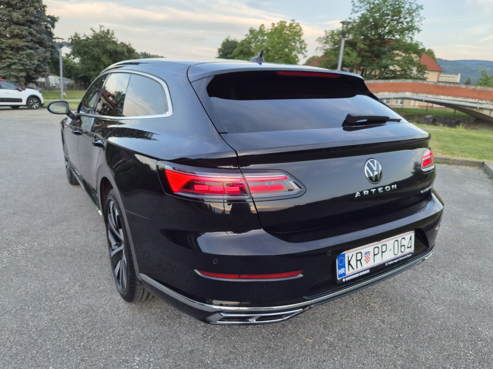 VW Arteon SB, eHybrid, R LINE, 2022., DSG, TOP STANJE, SERVISNA, PDV, fotografija 5