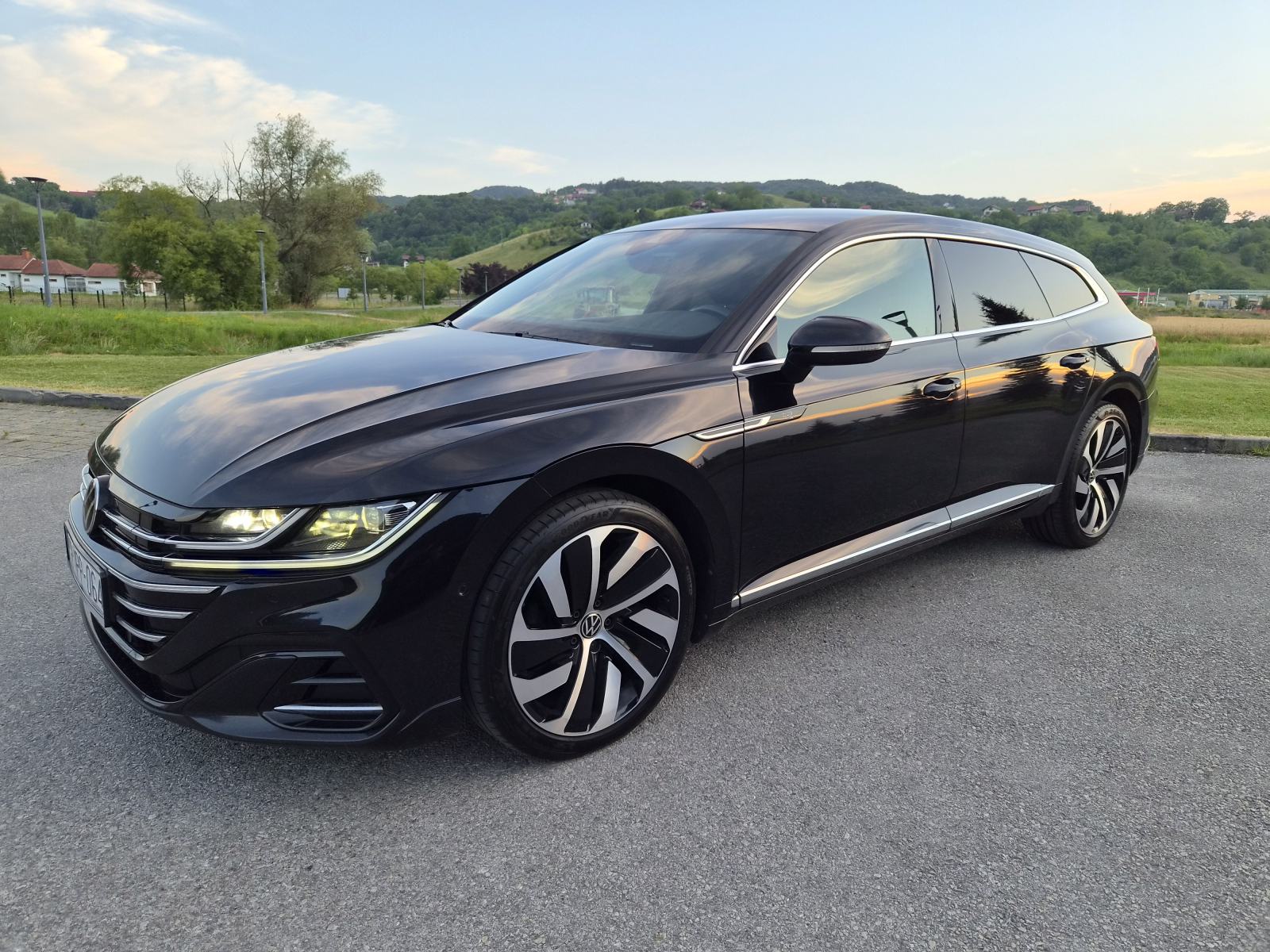 VW Arteon SB, eHybrid, R LINE, 2022., DSG, TOP STANJE, SERVISNA, PDV, fotografija 2