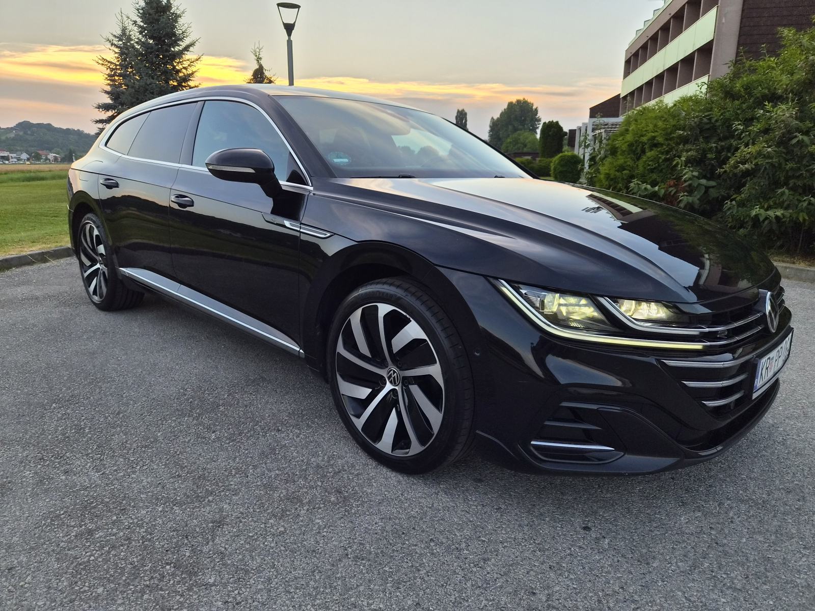 VW Arteon SB, eHybrid, R LINE, 2022., DSG, TOP STANJE, SERVISNA, PDV, fotografija 10