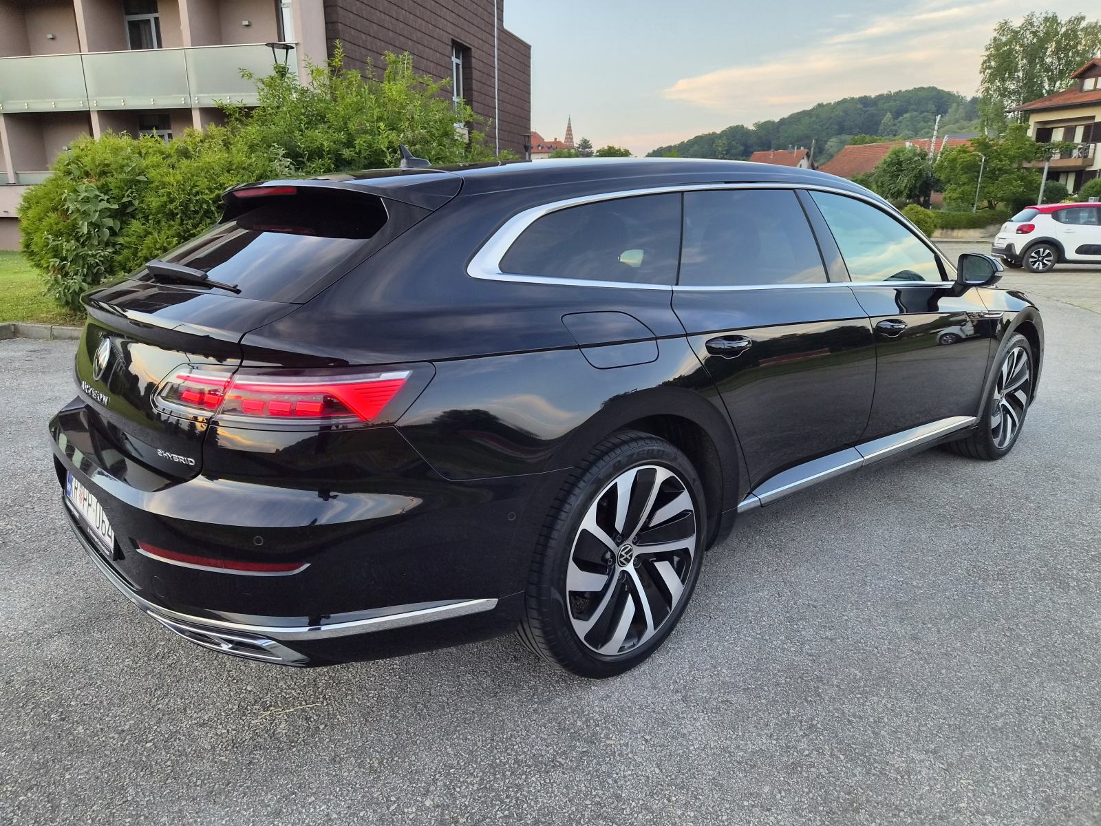 VW Arteon SB, eHybrid, R LINE, 2022., DSG, TOP STANJE, SERVISNA, PDV, fotografija 8