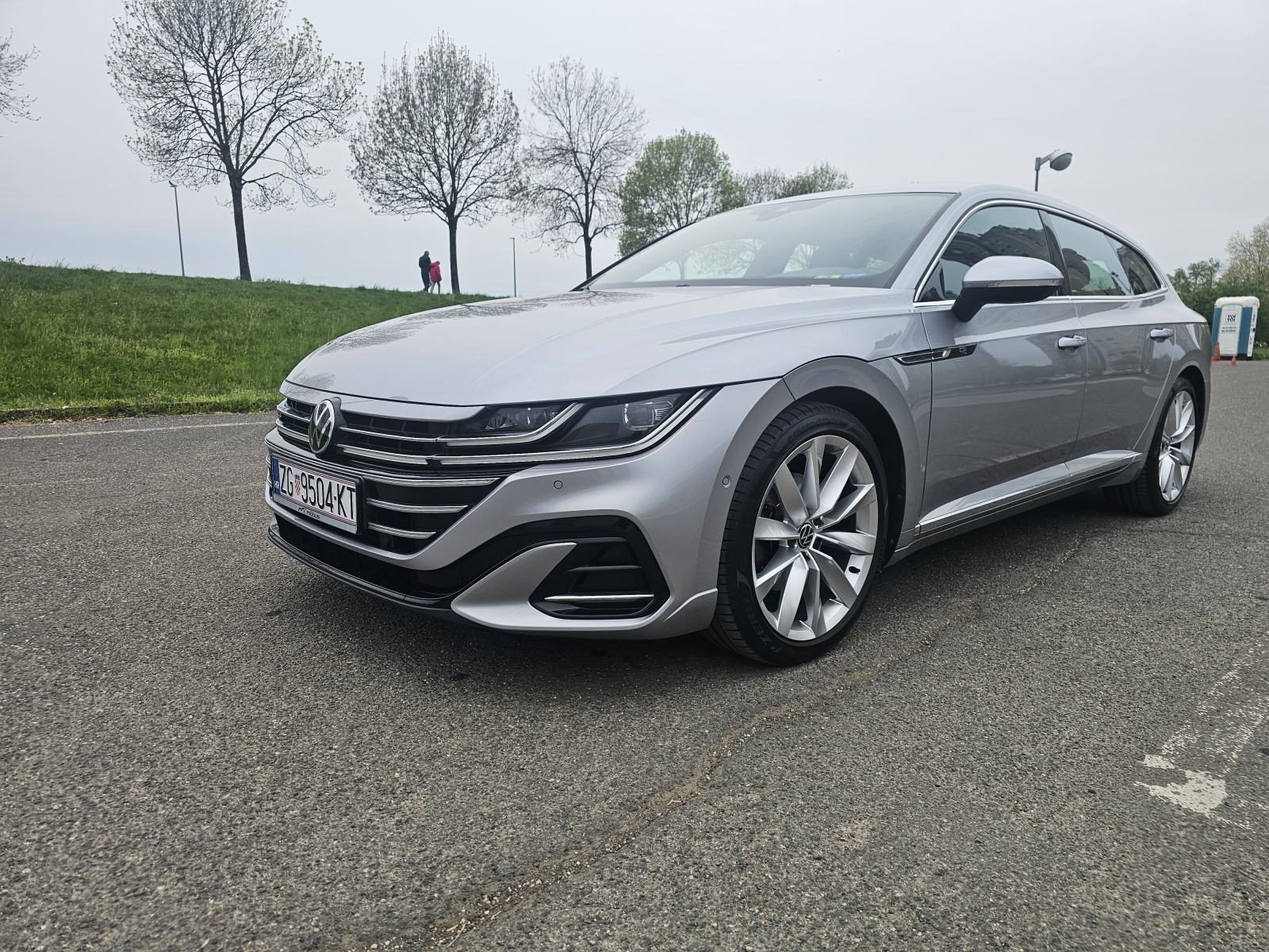 VW Arteon,SB,PRILIKA,R -Line 2,0 147 kw, 4m, 2022,31800 eura uPDV, fotografija 3