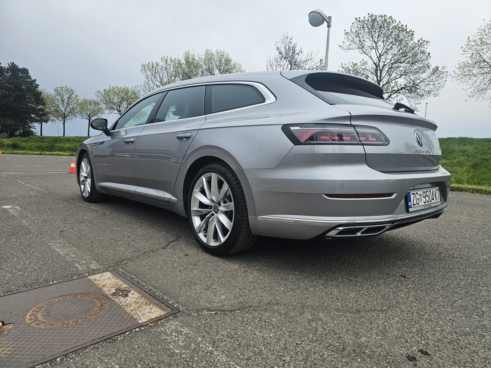 VW Arteon,SB,PRILIKA,R -Line 2,0 147 kw, 4m, 2022,31800 eura uPDV, fotografija 6
