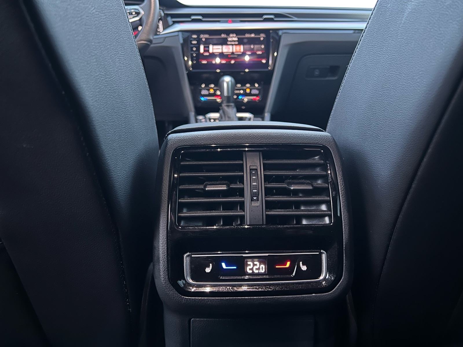 VW ARTEON Shooting brake 2.0.TDI R Line Business+LED, ACC, Ergo com., fotografija 10