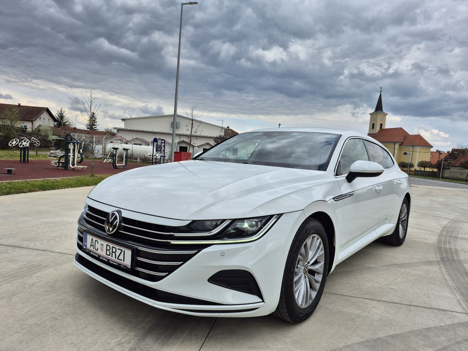 VW Arteon ShootingBrake 2,0 TDI DSG,Virtual,radar,el.kuka,navigacija, fotografija 13