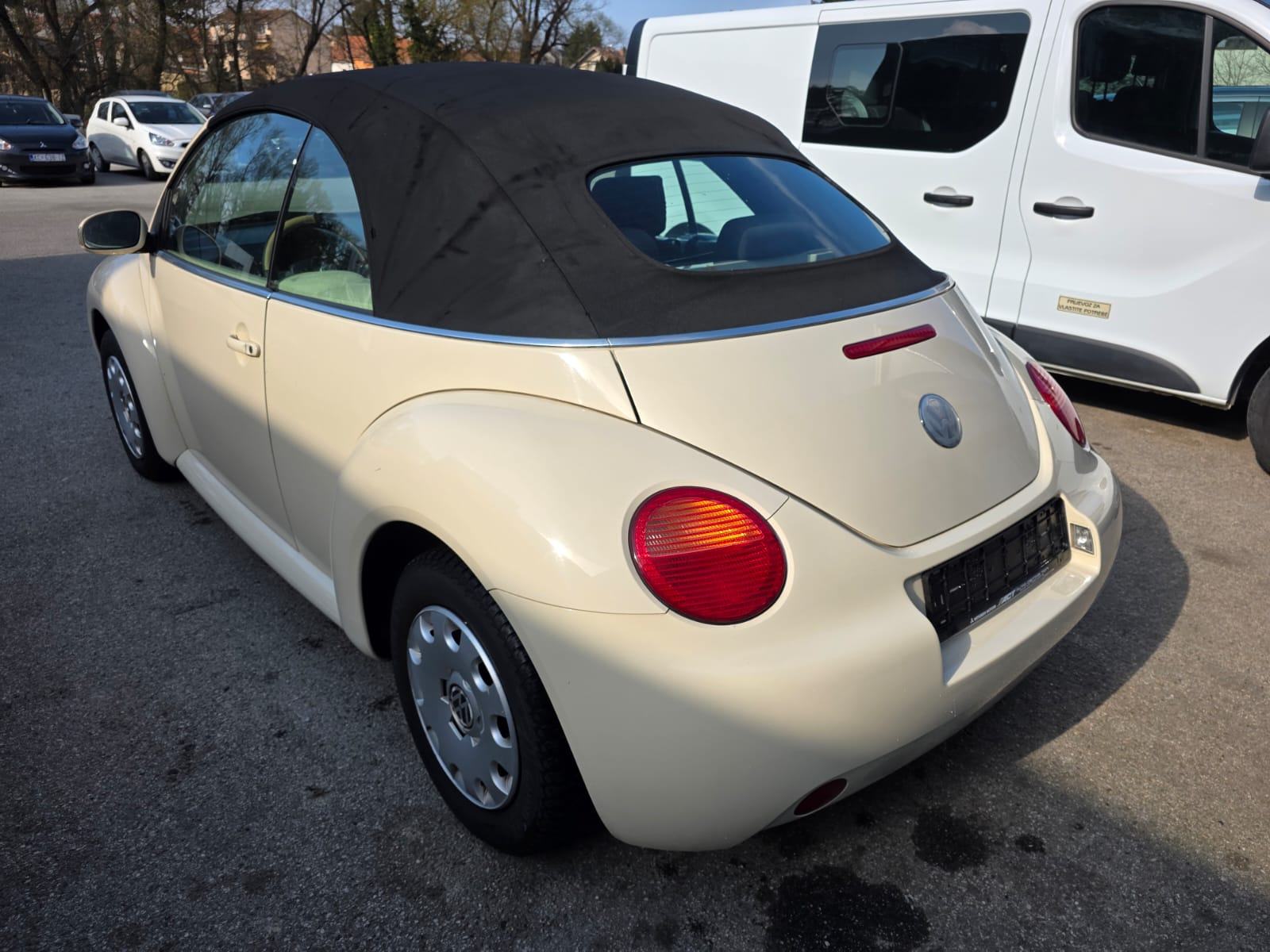 VW Beetle 1,6 Cabrio, fotografija 4