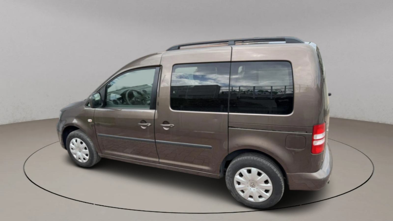 VW Caddy 1,2 TSI, fotografija 8
