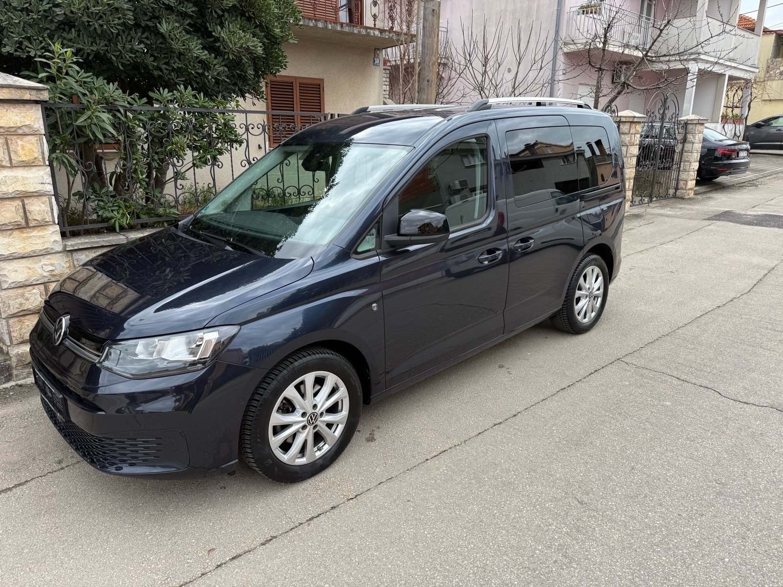 VW Caddy 1,5 TSI automatik DSG, fotografija 2