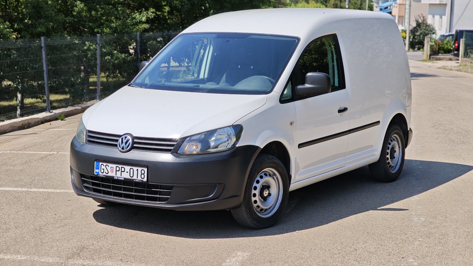 VW Caddy 1,6 TDI • 102KS • 2014 •, fotografija 3