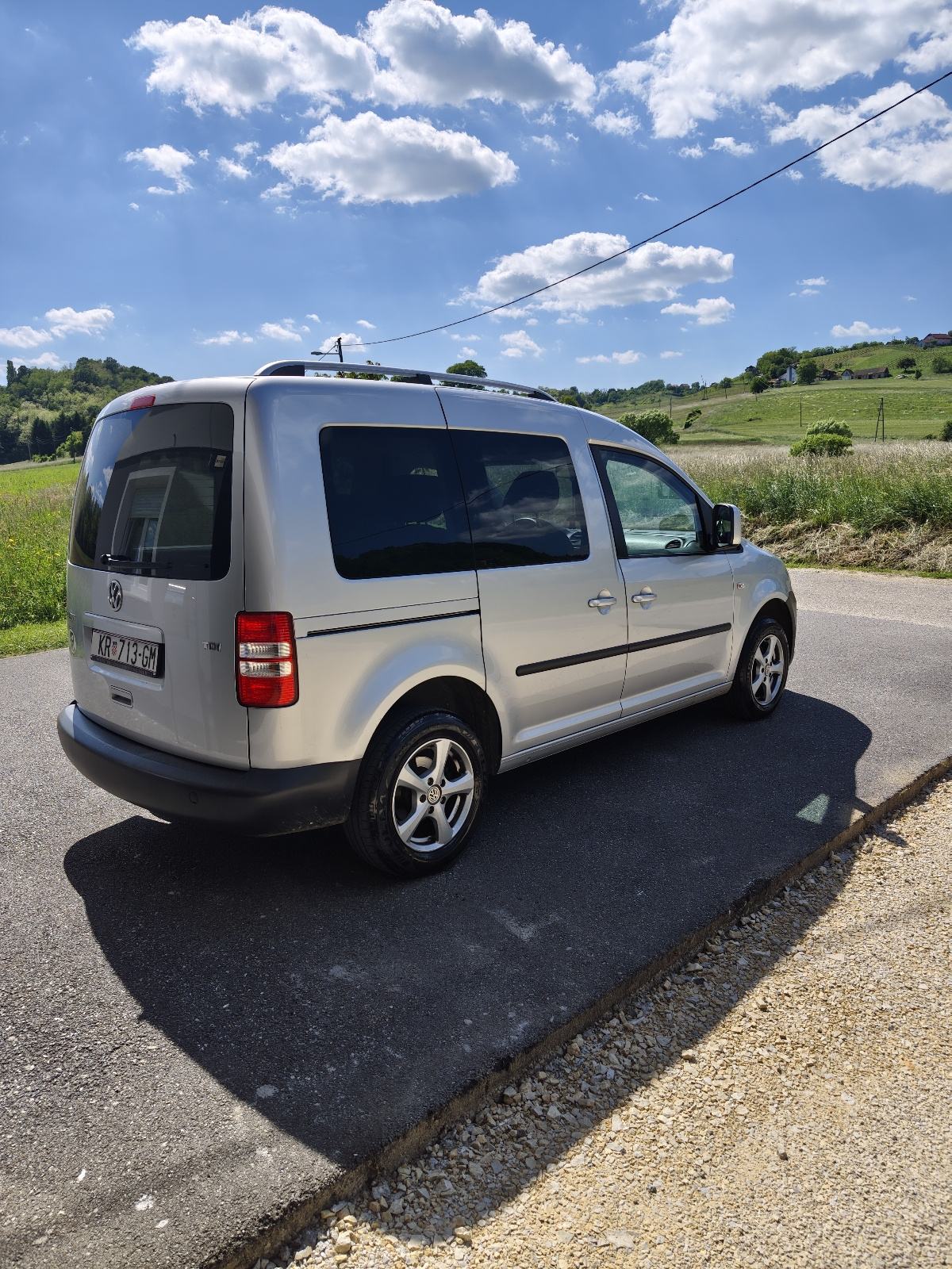 VW Caddy 1.6 TDI – 138.000 km ORIGINAL – PRVI I JEDINI VLASNIK U RH, fotografija 4