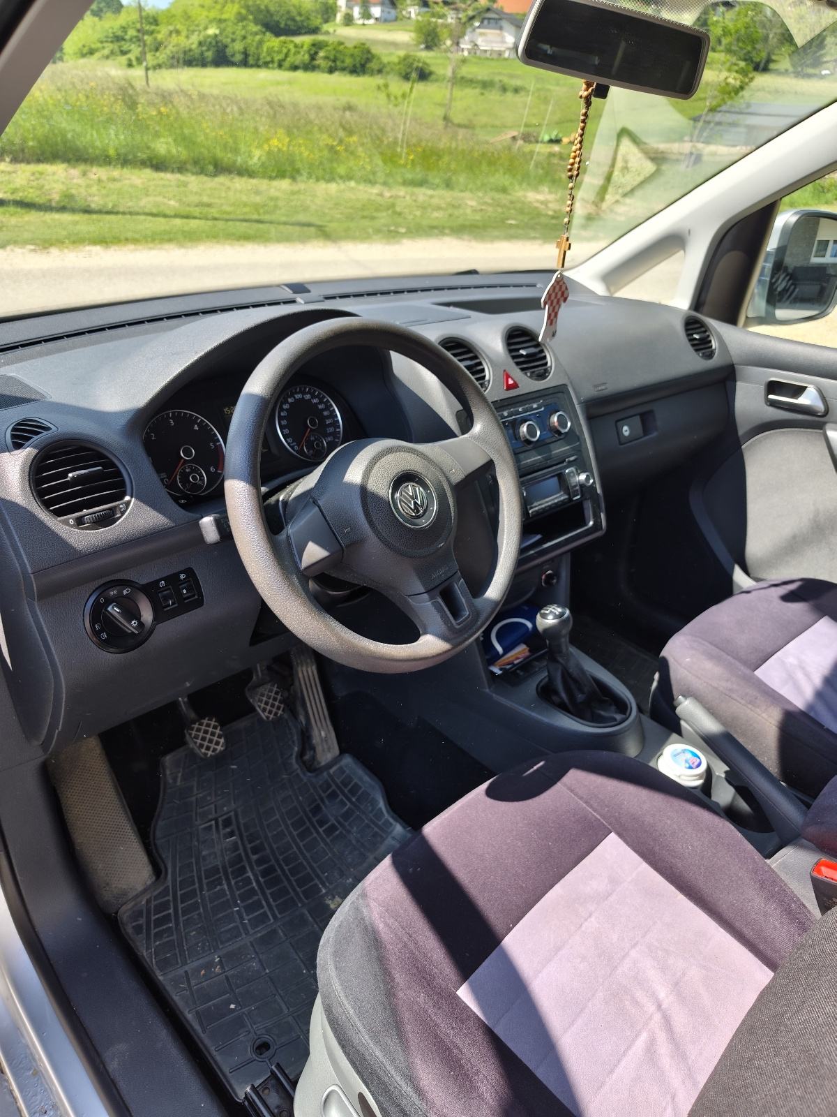 VW Caddy 1.6 TDI – 138.000 km ORIGINAL – PRVI I JEDINI VLASNIK U RH, fotografija 11