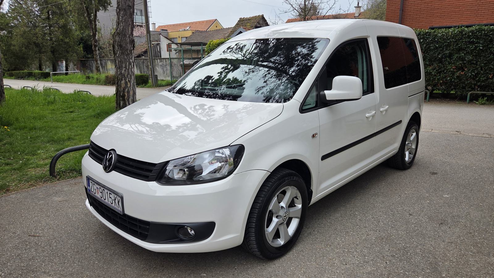 VW Caddy 1.6 TDI 2012.g.Reg.05/27.g.5.sjedala,KLIMA,NAVI,odličan!!!!, fotografija 1