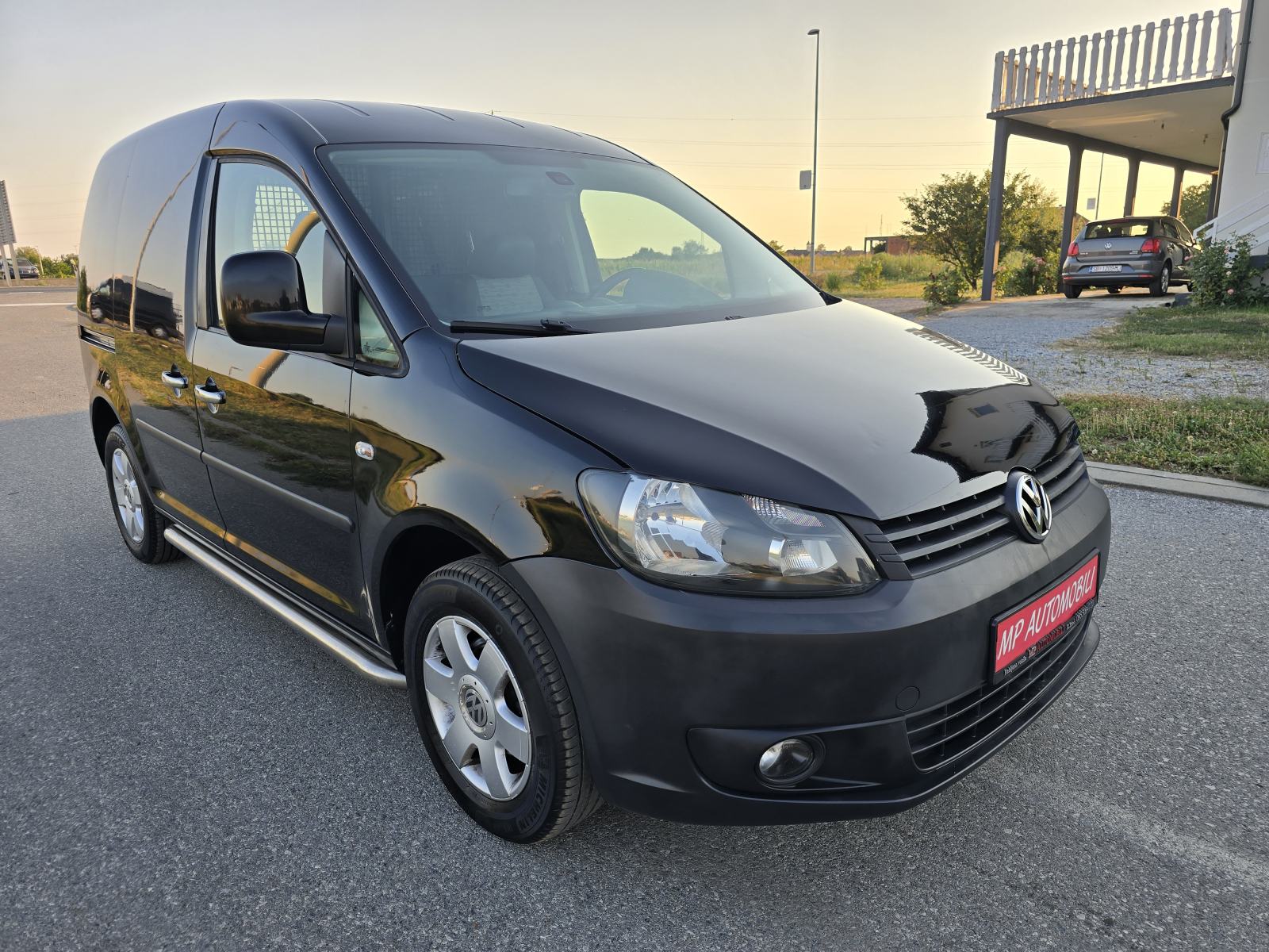 VW Caddy 1,6 TDI-2014gd.md-KLIMA-navigacija,inox pragovi,bč.vrata,KART, fotografija 4
