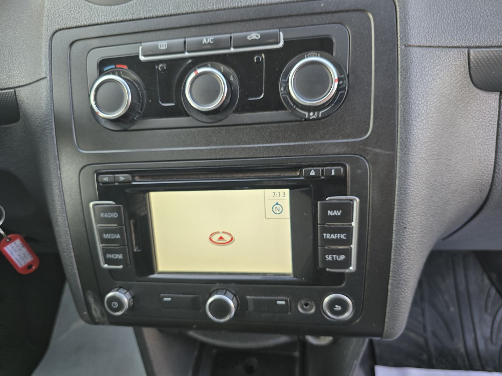 VW Caddy 1,6 TDI-2014gd.md-KLIMA-navigacija,inox pragovi,bč.vrata,KART, fotografija 16