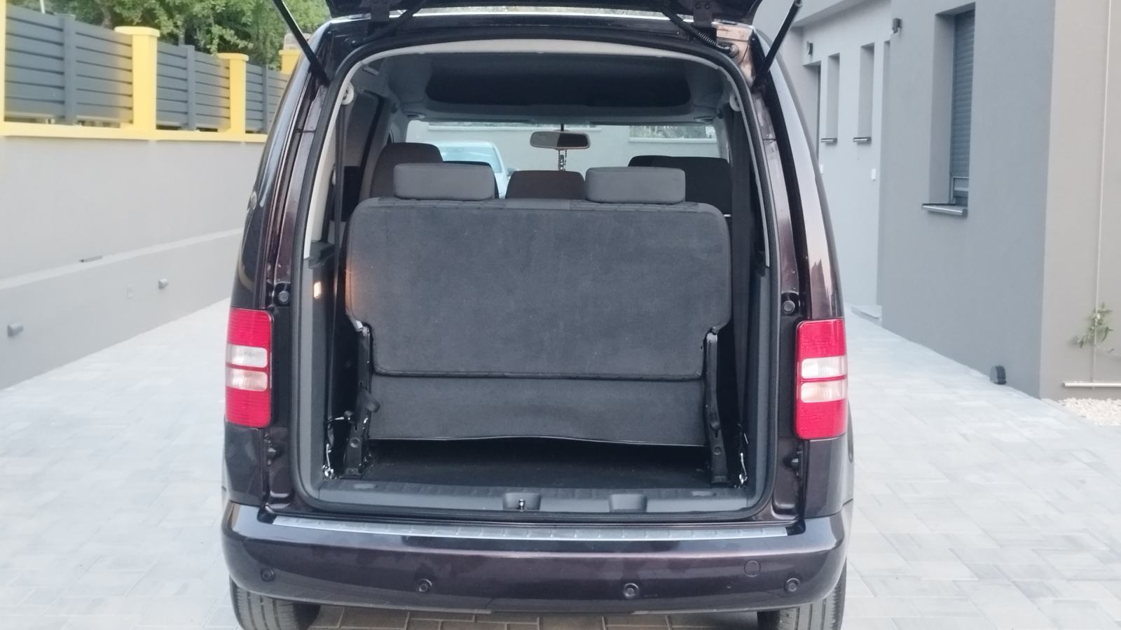 VW Caddy 1,6 TDI LIFE ,PUTNIČKI,7 SJEDALA, fotografija 19