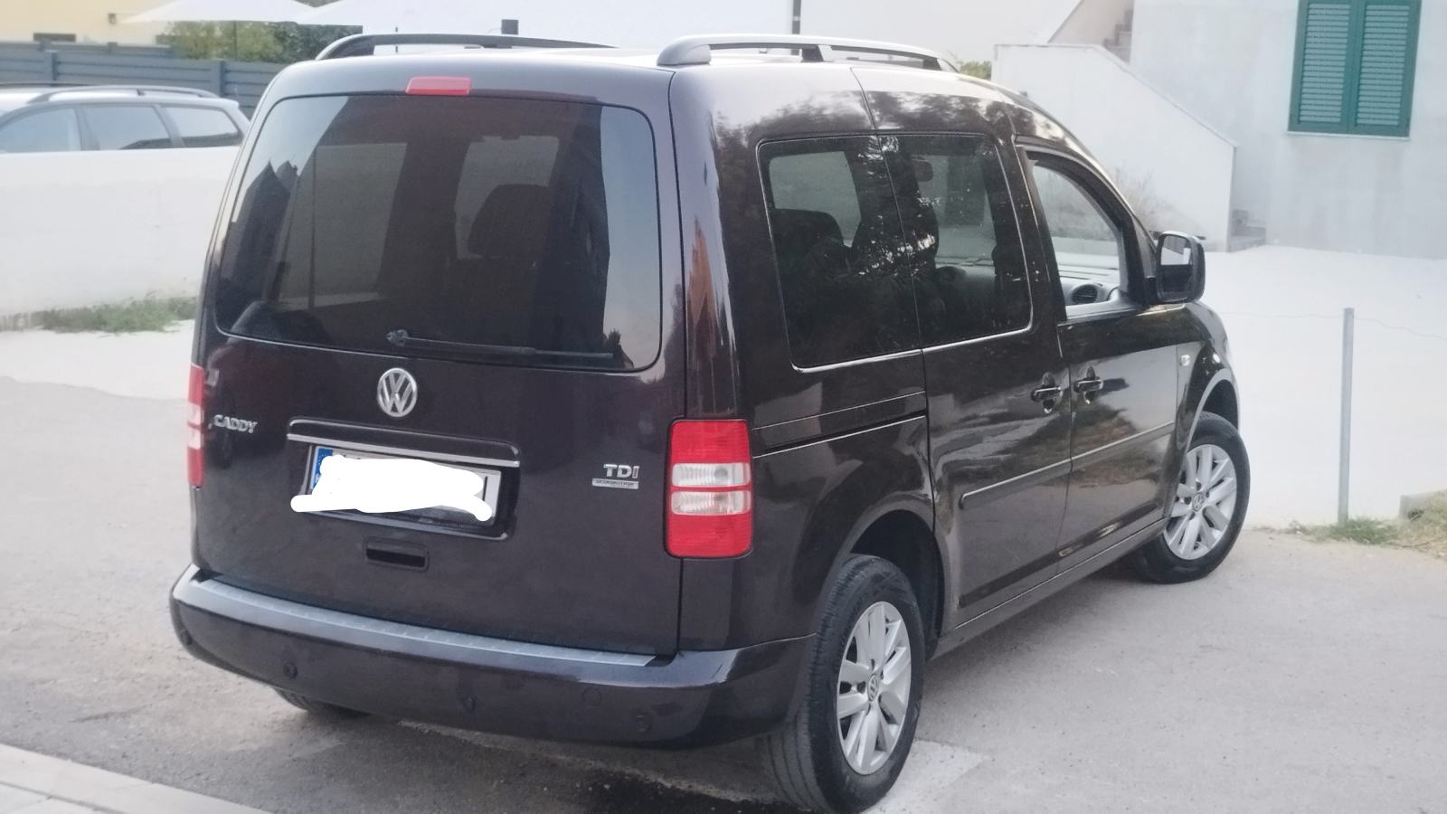 VW Caddy 1,6 TDI LIFE ,PUTNIČKI,7 SJEDALA, fotografija 6