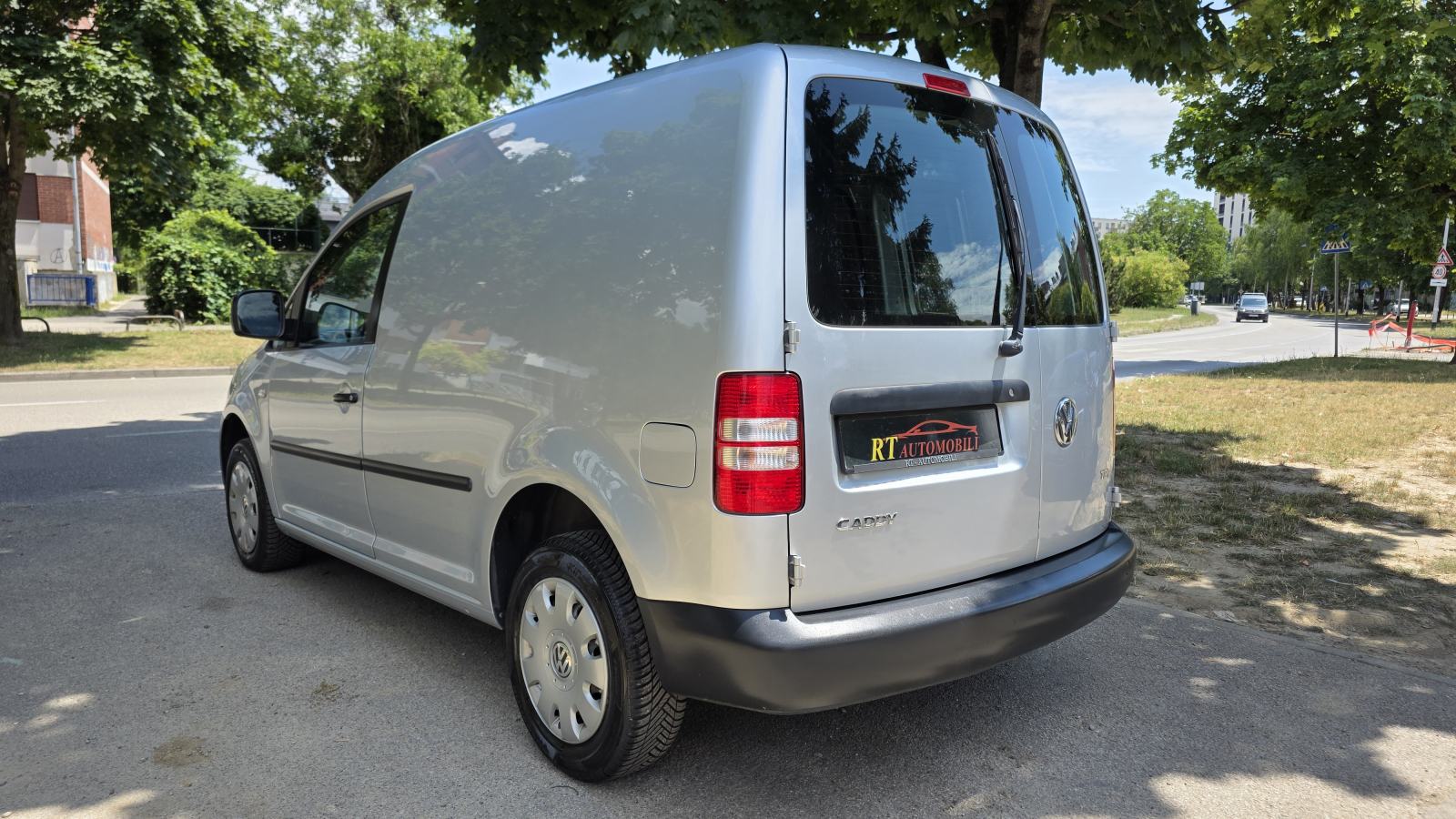 VW Caddy 1,6 TDI, servisna, vel. servis, klima, KAO NOV, fotografija 5