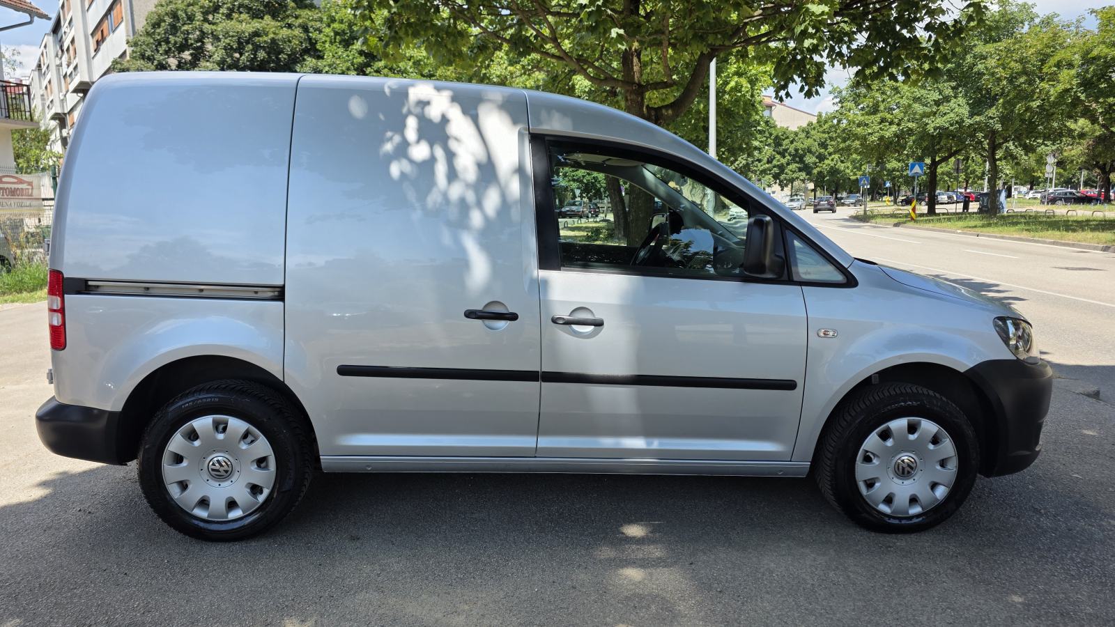 VW Caddy 1,6 TDI, servisna, vel. servis, klima, KAO NOV, fotografija 11