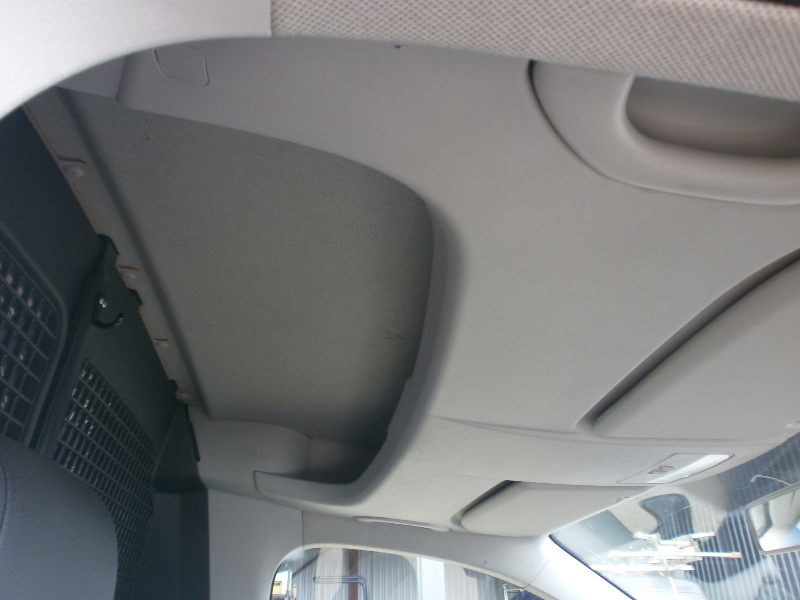 VW Caddy 1,6 TDI moguća zamjena za noviji auto, fotografija 10
