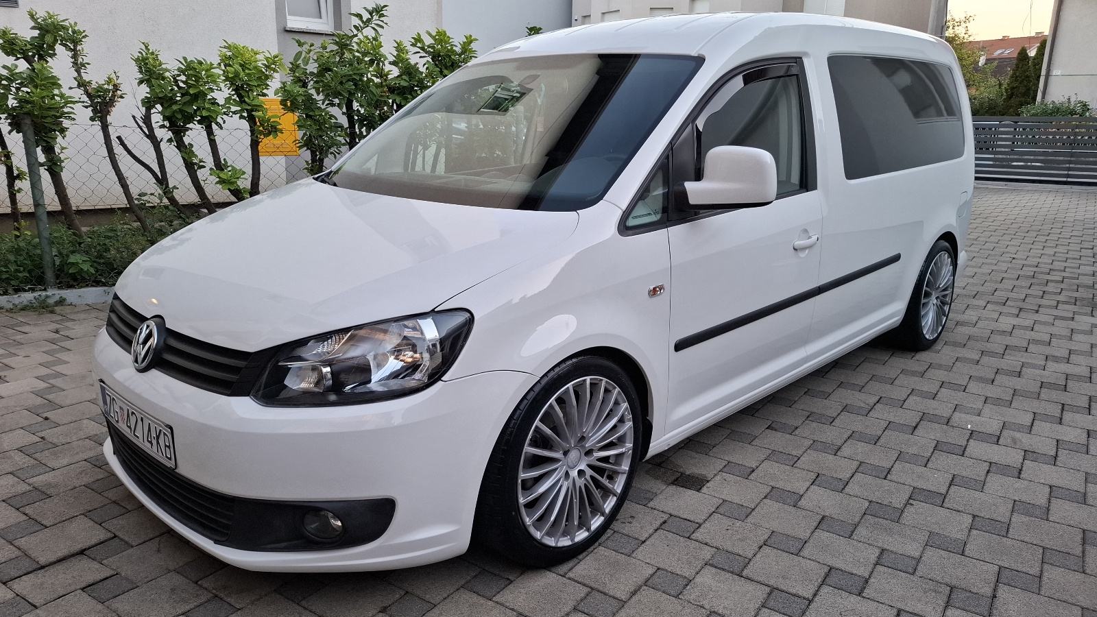 VW CADDY MAXI 1,6 TDI, fotografija 2