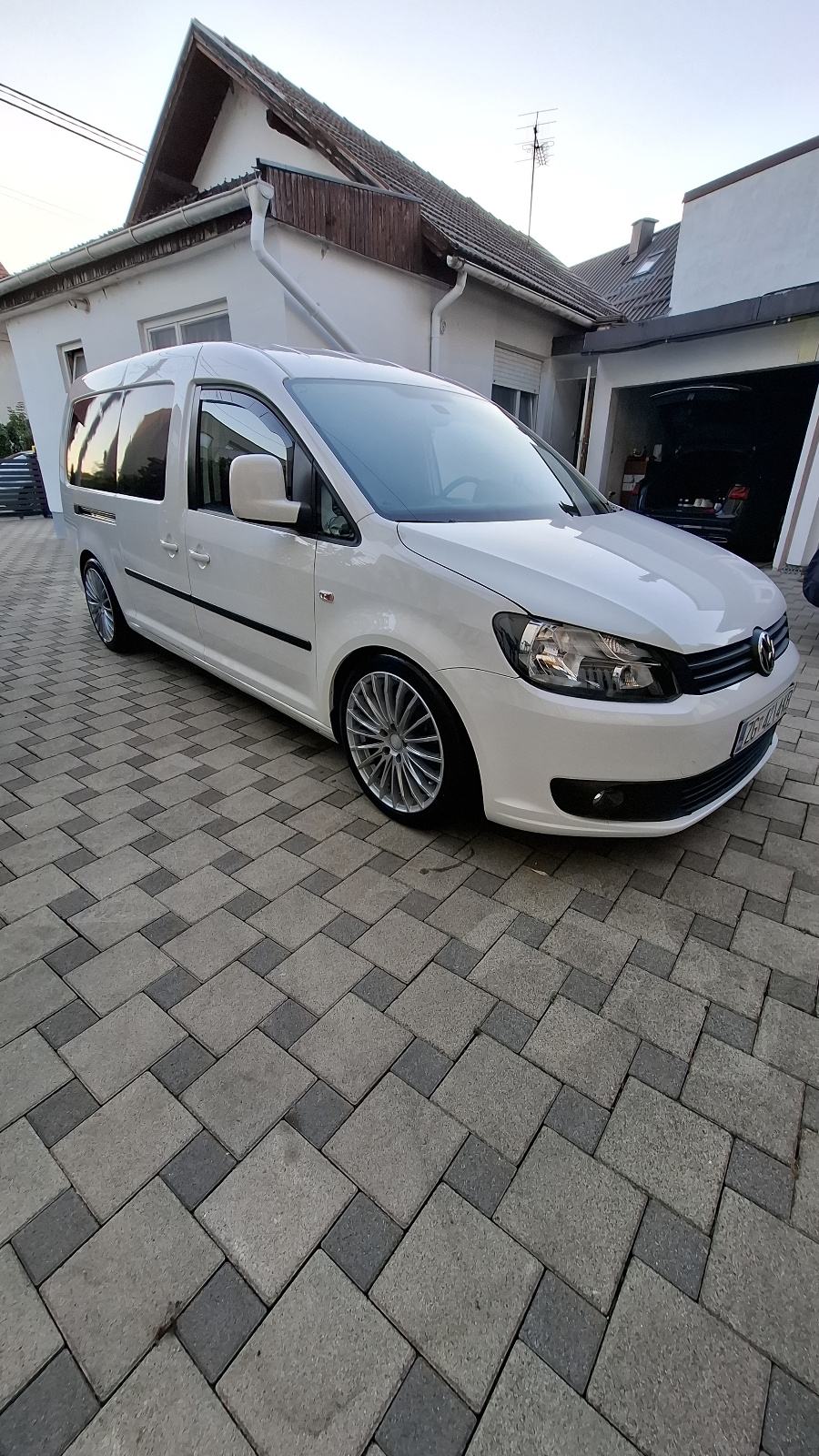 VW CADDY MAXI 1,6 TDI, fotografija 10