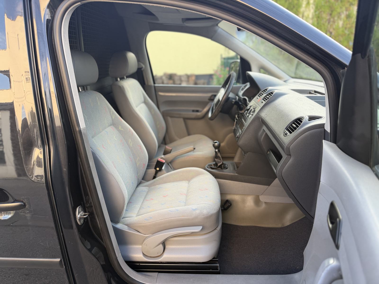 •• VW CADDY •• 1,9 TDI •• KLIMA •• KUKA •• GRIJANJE SJEDALA •• ZG ••, fotografija 12