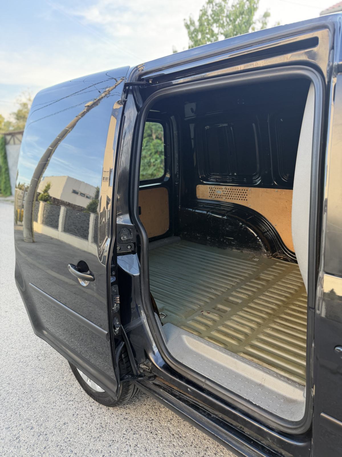 •• VW CADDY •• 1,9 TDI •• KLIMA •• KUKA •• GRIJANJE SJEDALA •• ZG ••, fotografija 11