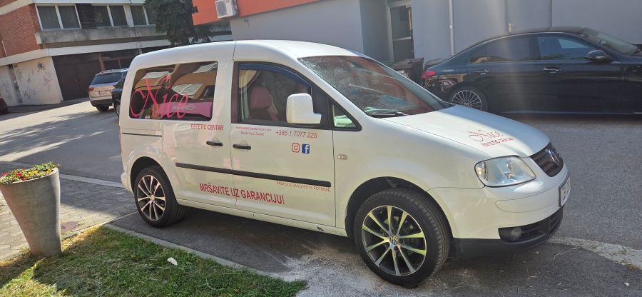 VW Caddy 1,9 TDI, fotografija 2