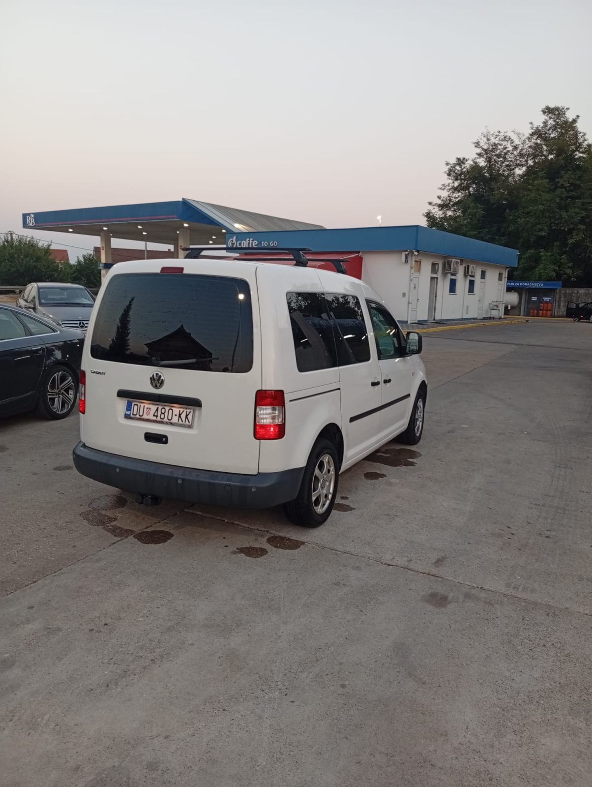 VW Caddy 1,9 TDI, fotografija 5