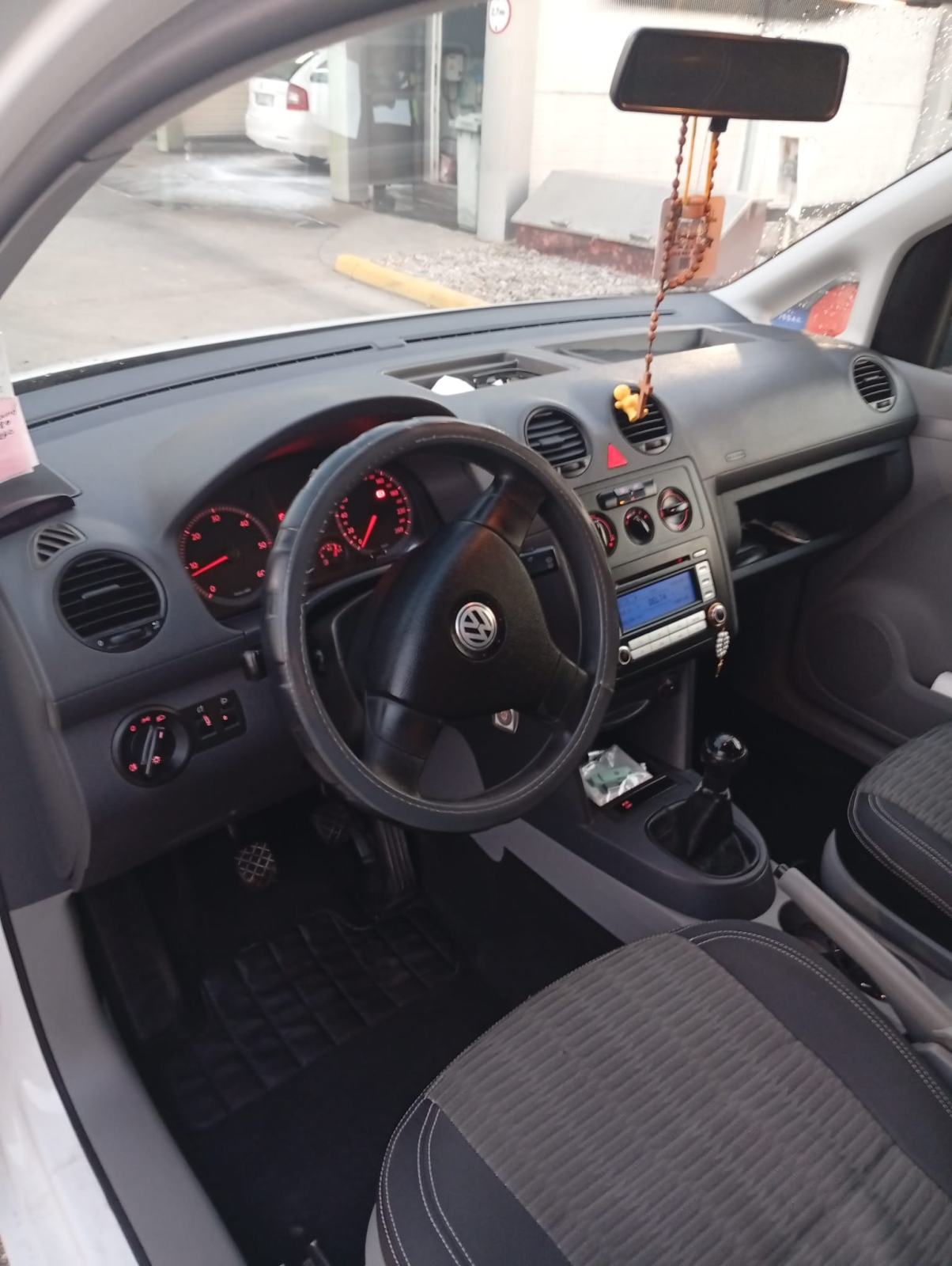 VW Caddy 1,9 TDI, fotografija 10