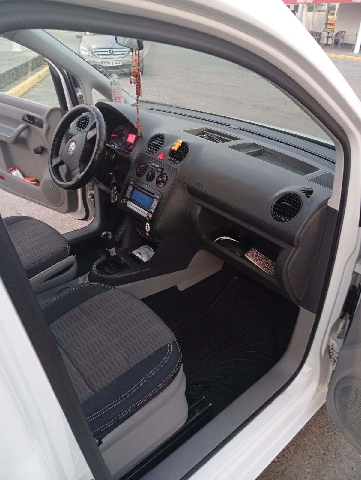 VW Caddy 1,9 TDI, fotografija 11